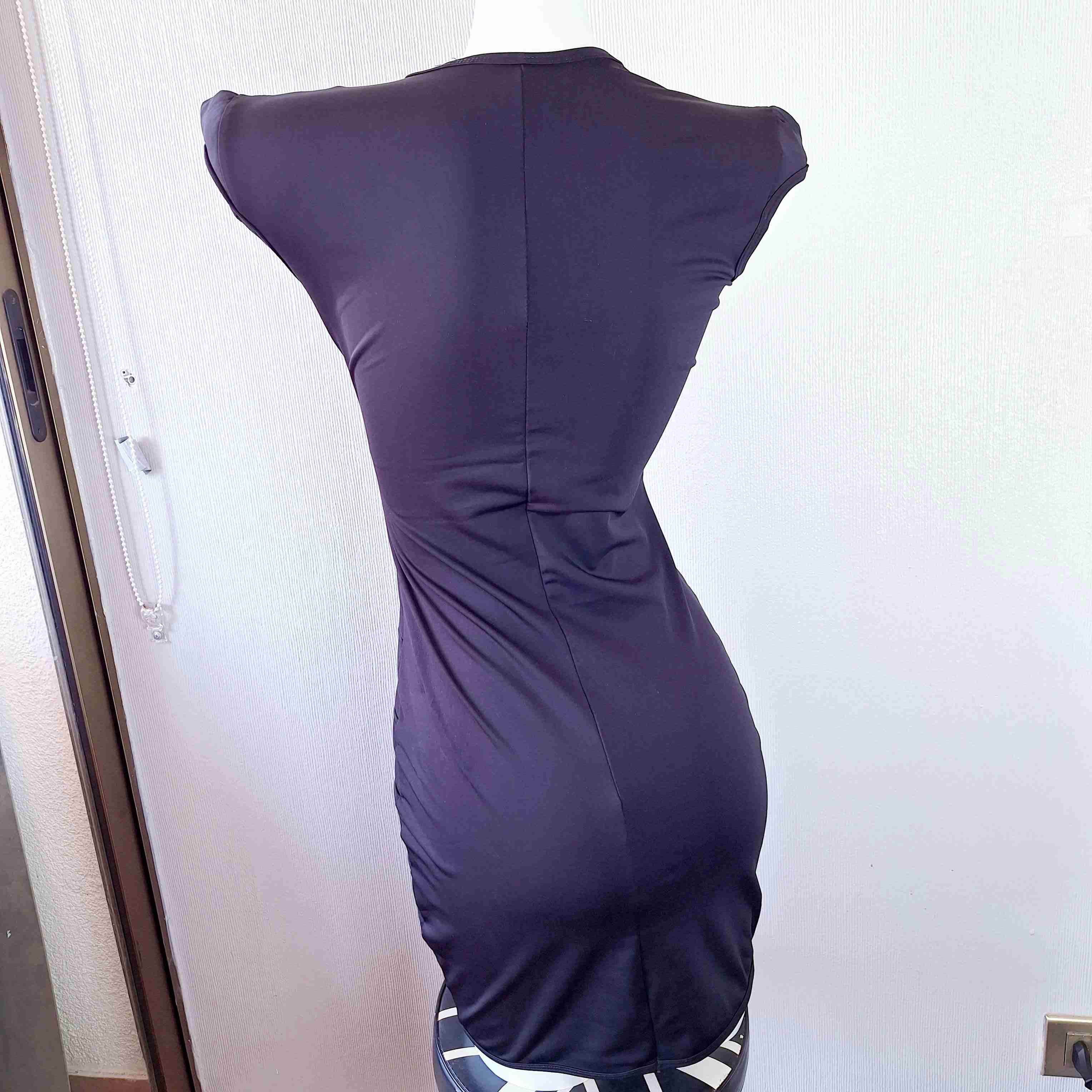 Vestido negro full elastícado - miniatura 3