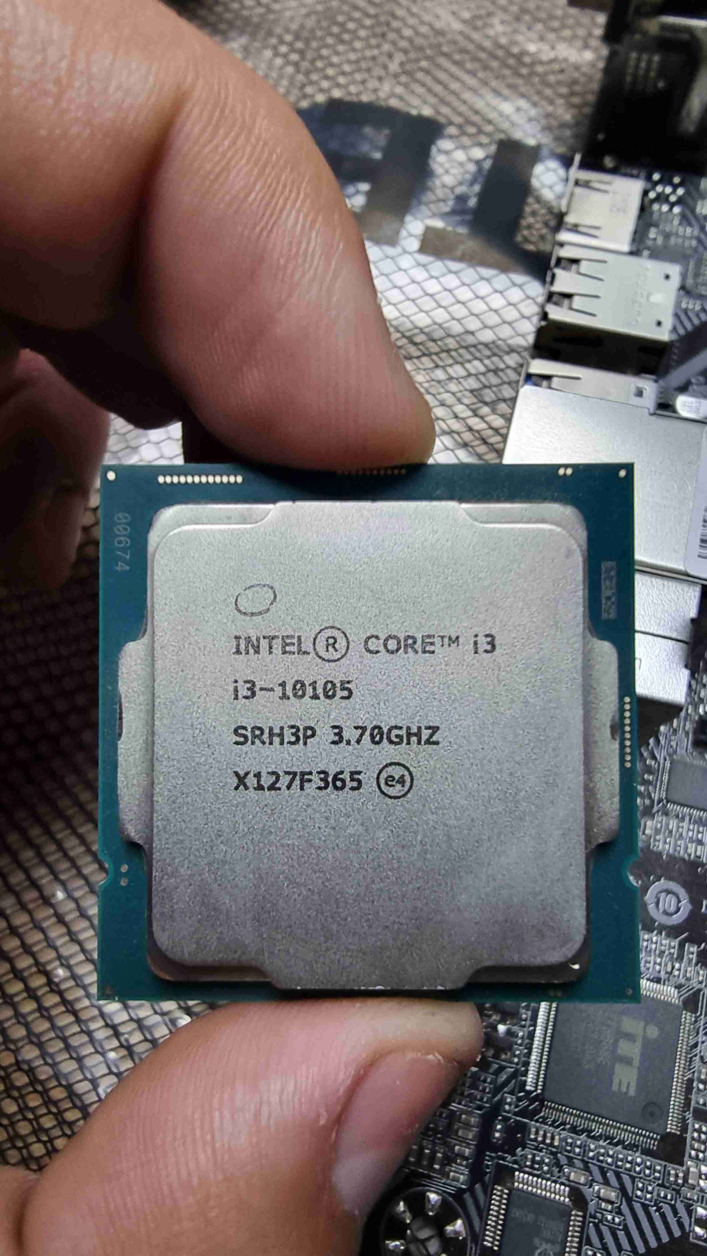 Procesador Intel Core i3-10105 - miniatura 1