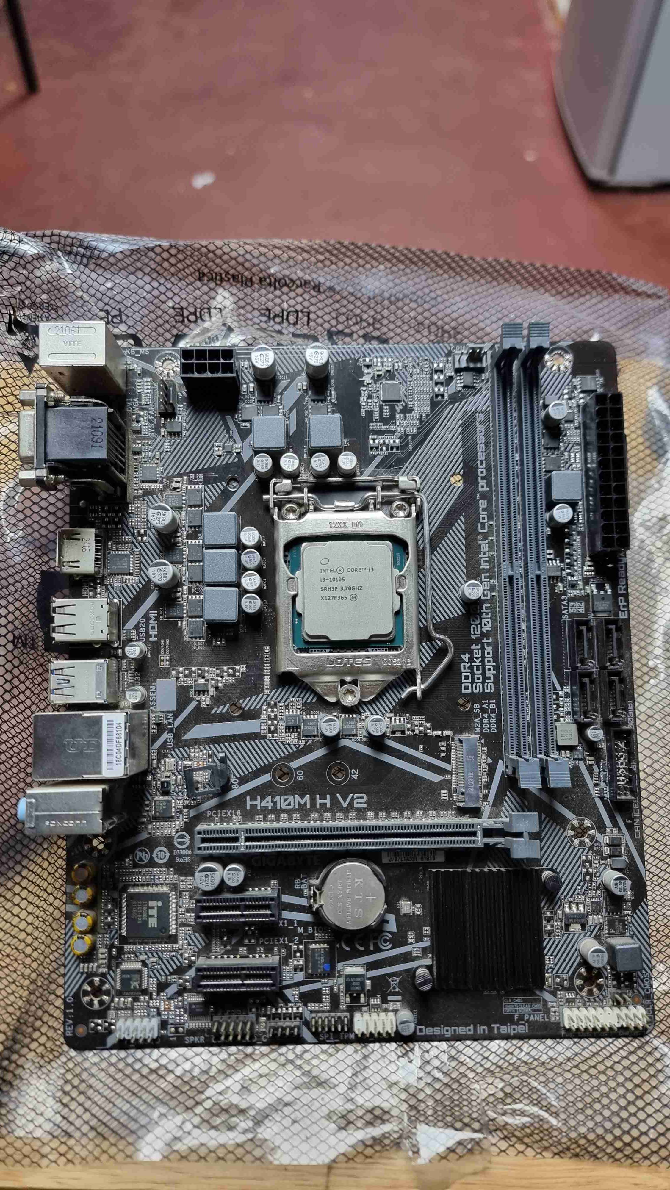 Procesador Intel Core i3-10105 - miniatura 3