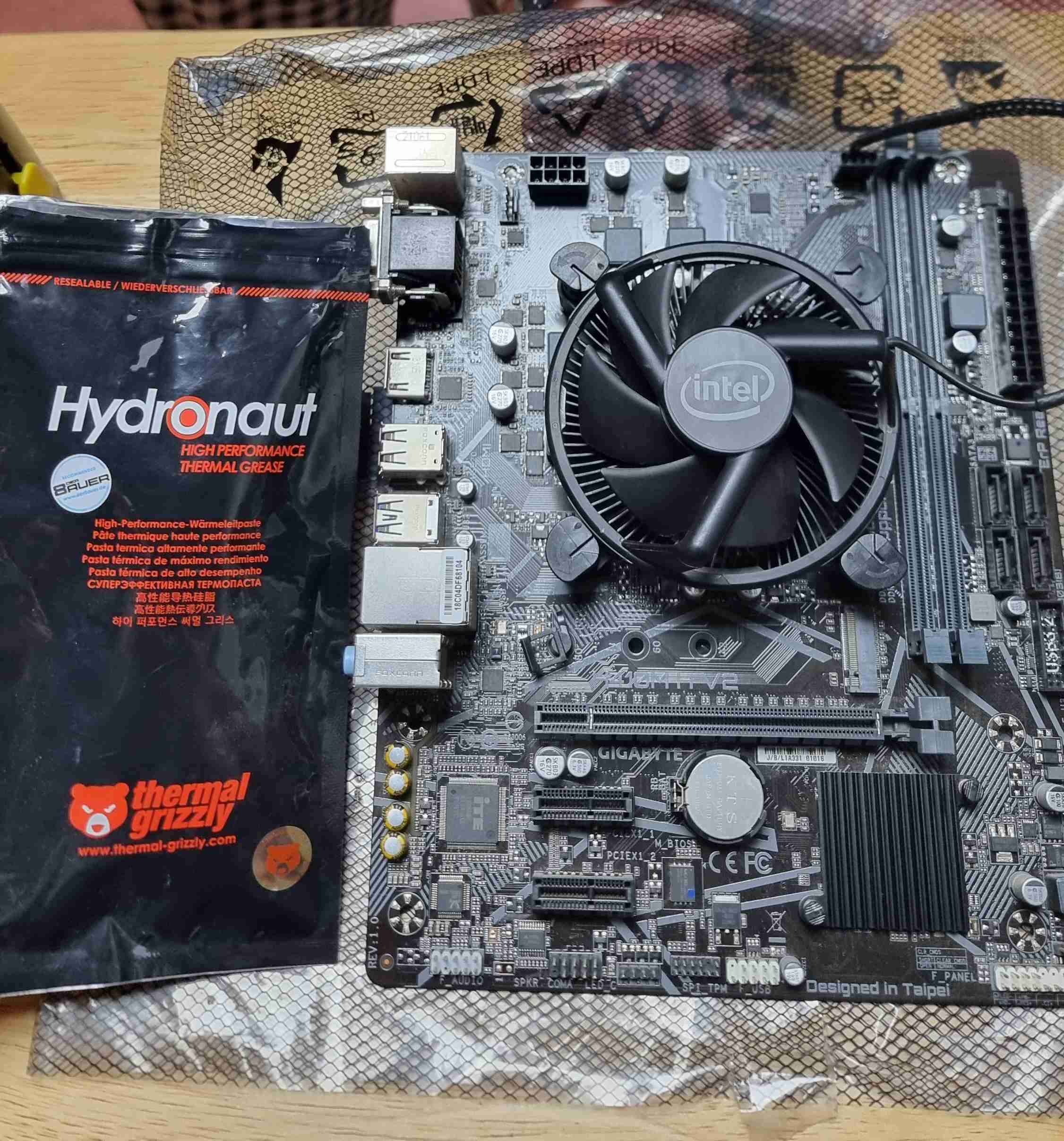 Procesador Intel Core i3-10105 - miniatura 4