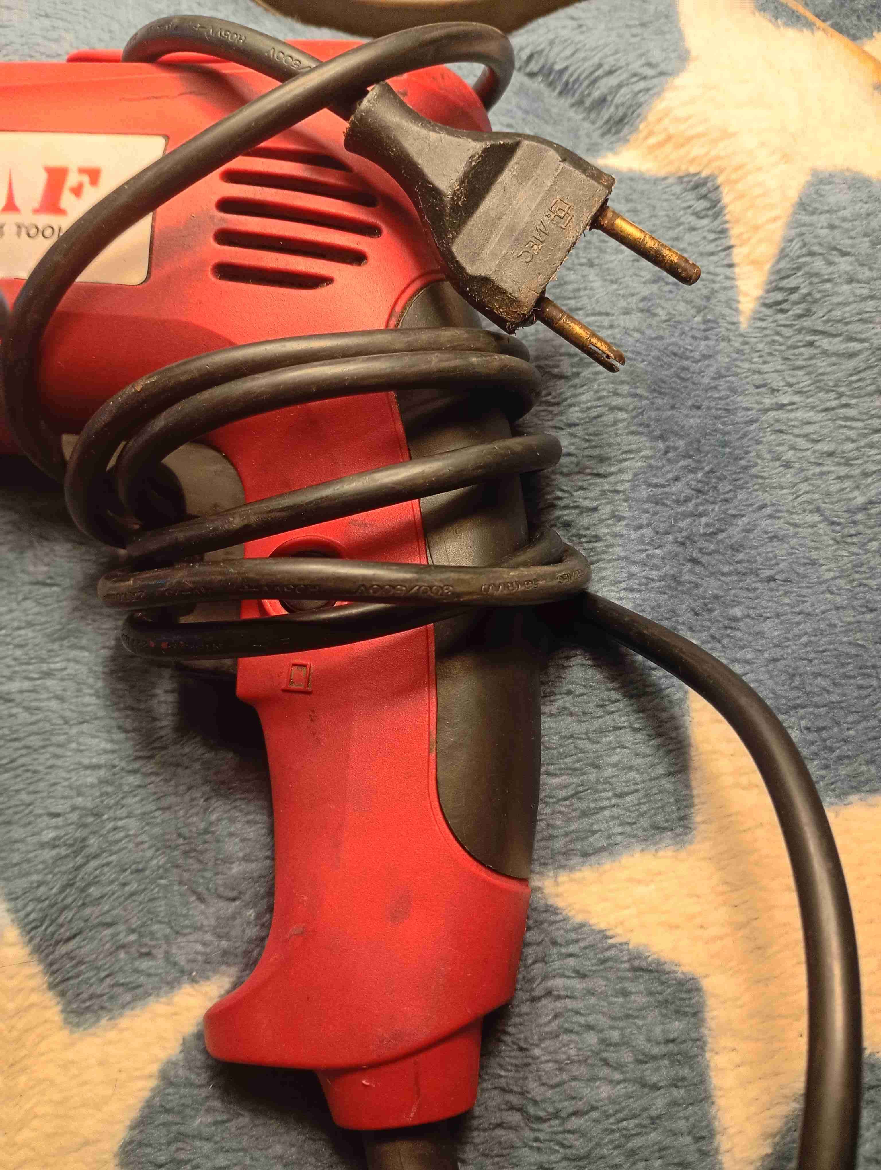 Taladro VAF rojo usado - miniatura 3