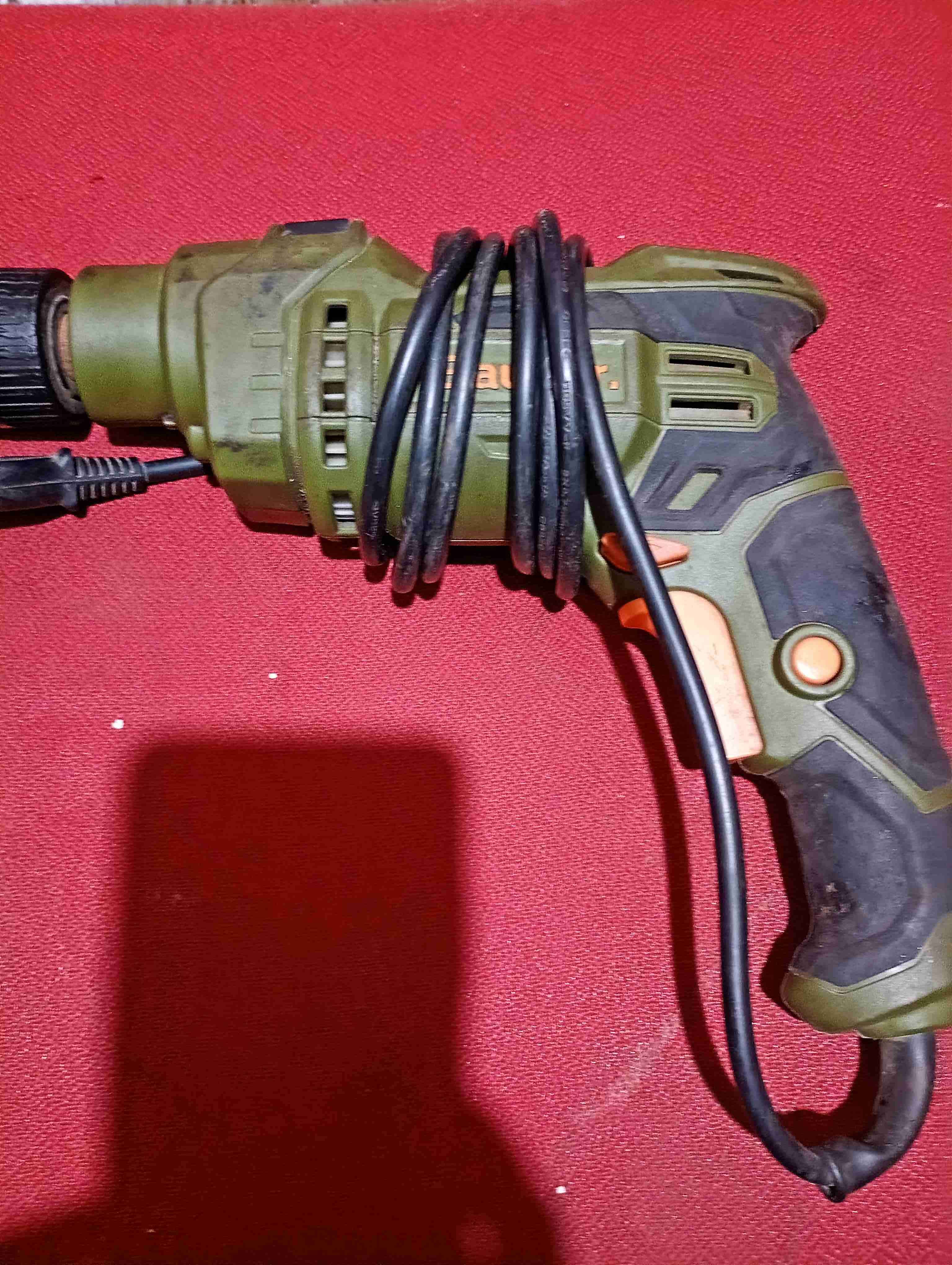 Taladro eléctrico verde Bauker - 1