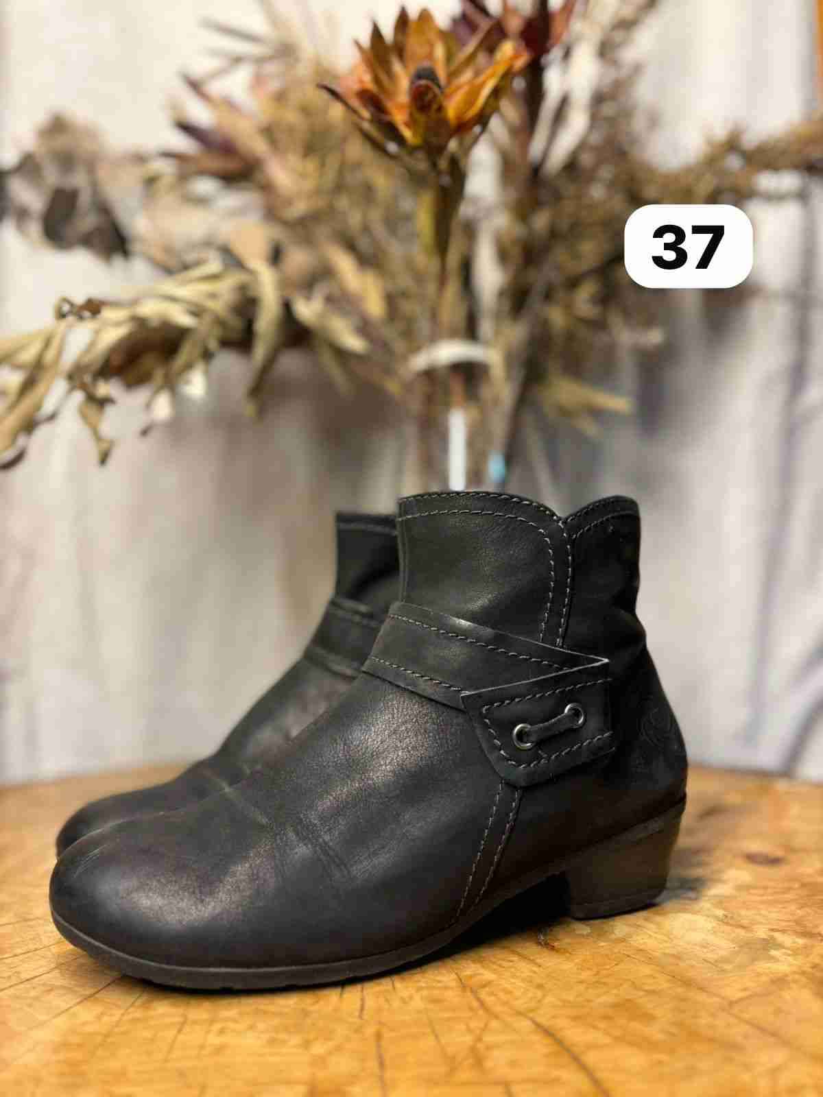 Botines de segunda mano - miniatura 4