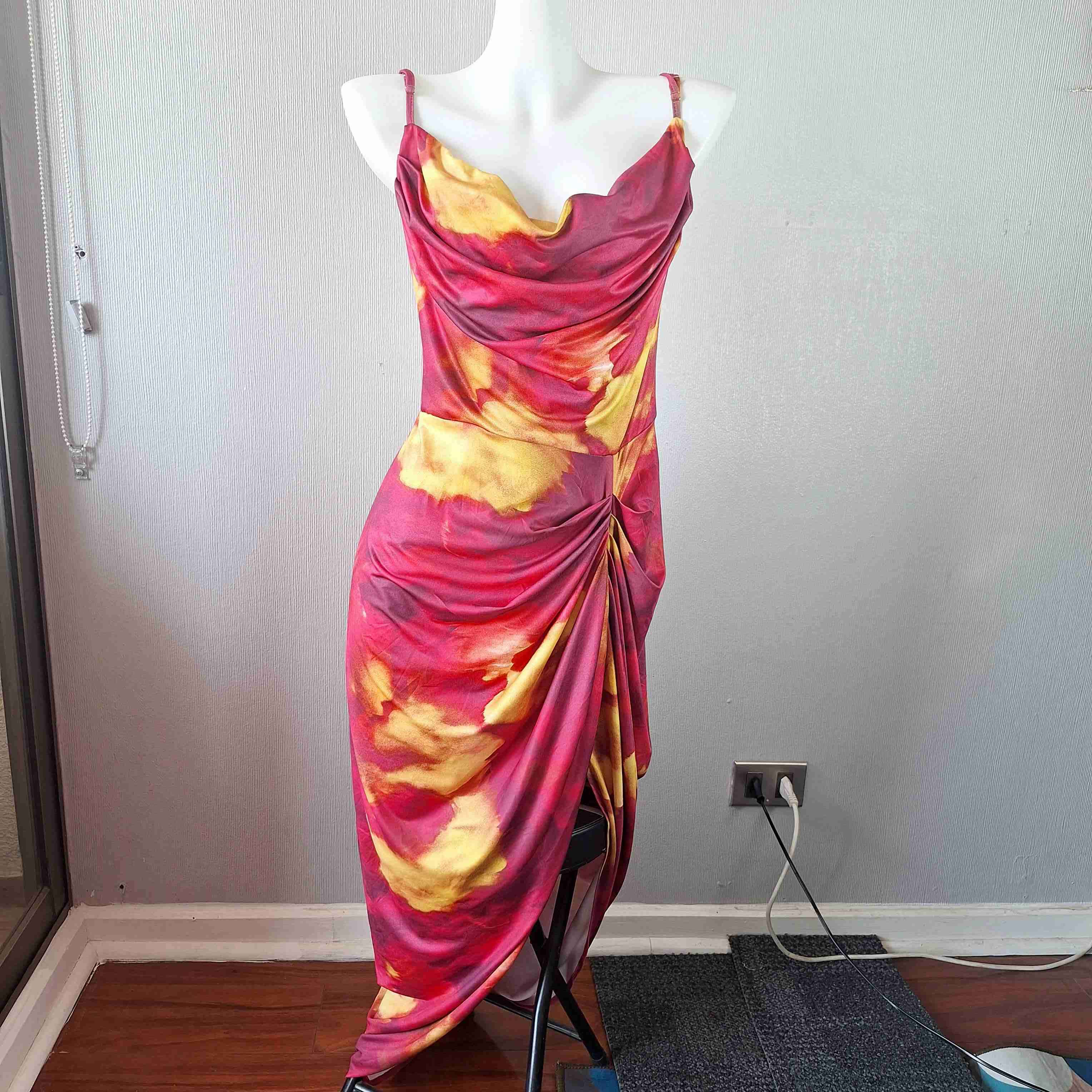 Vestido larga rojo y amarillo - 1