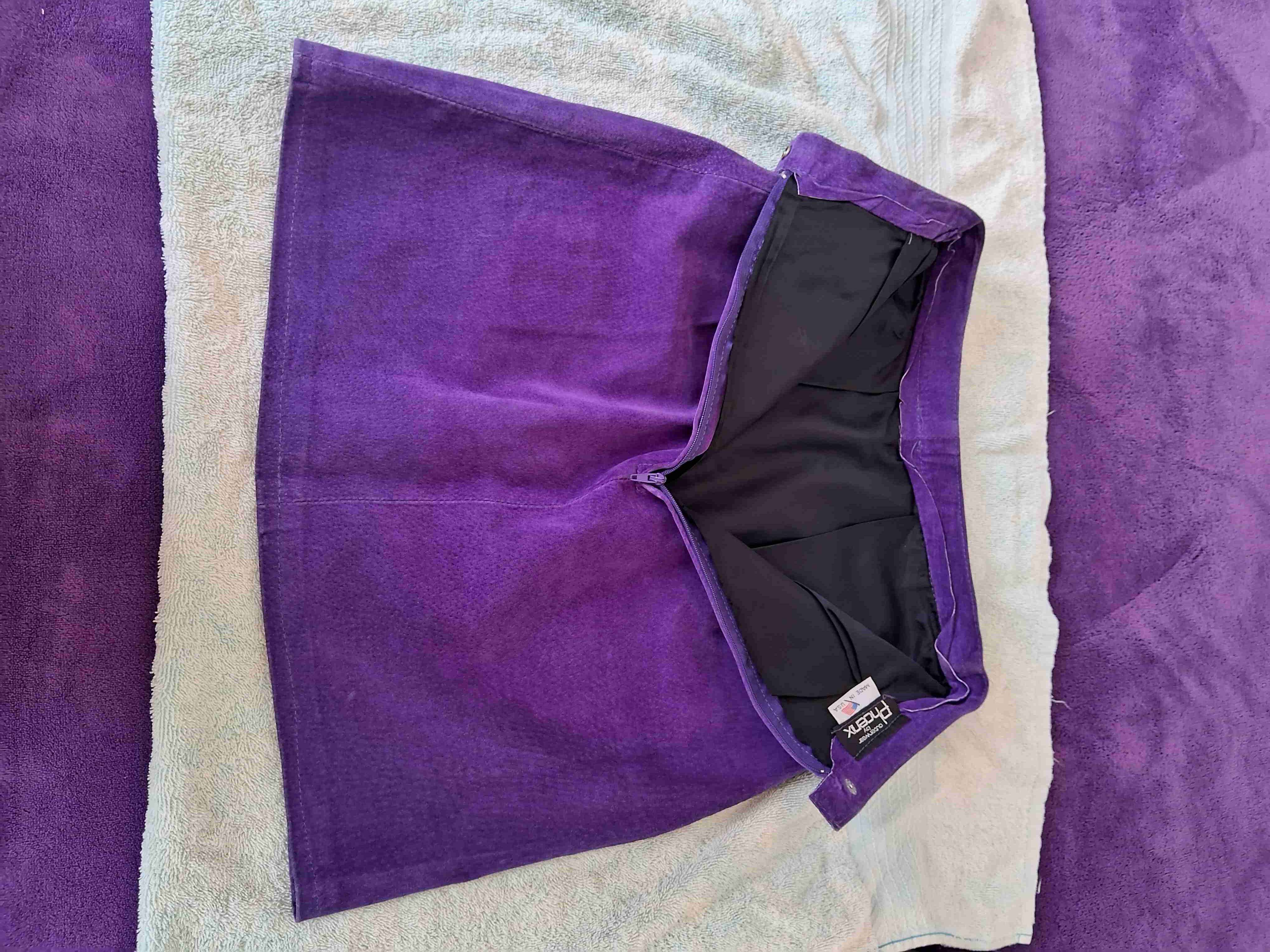 Falda morada de cuero - miniatura 3