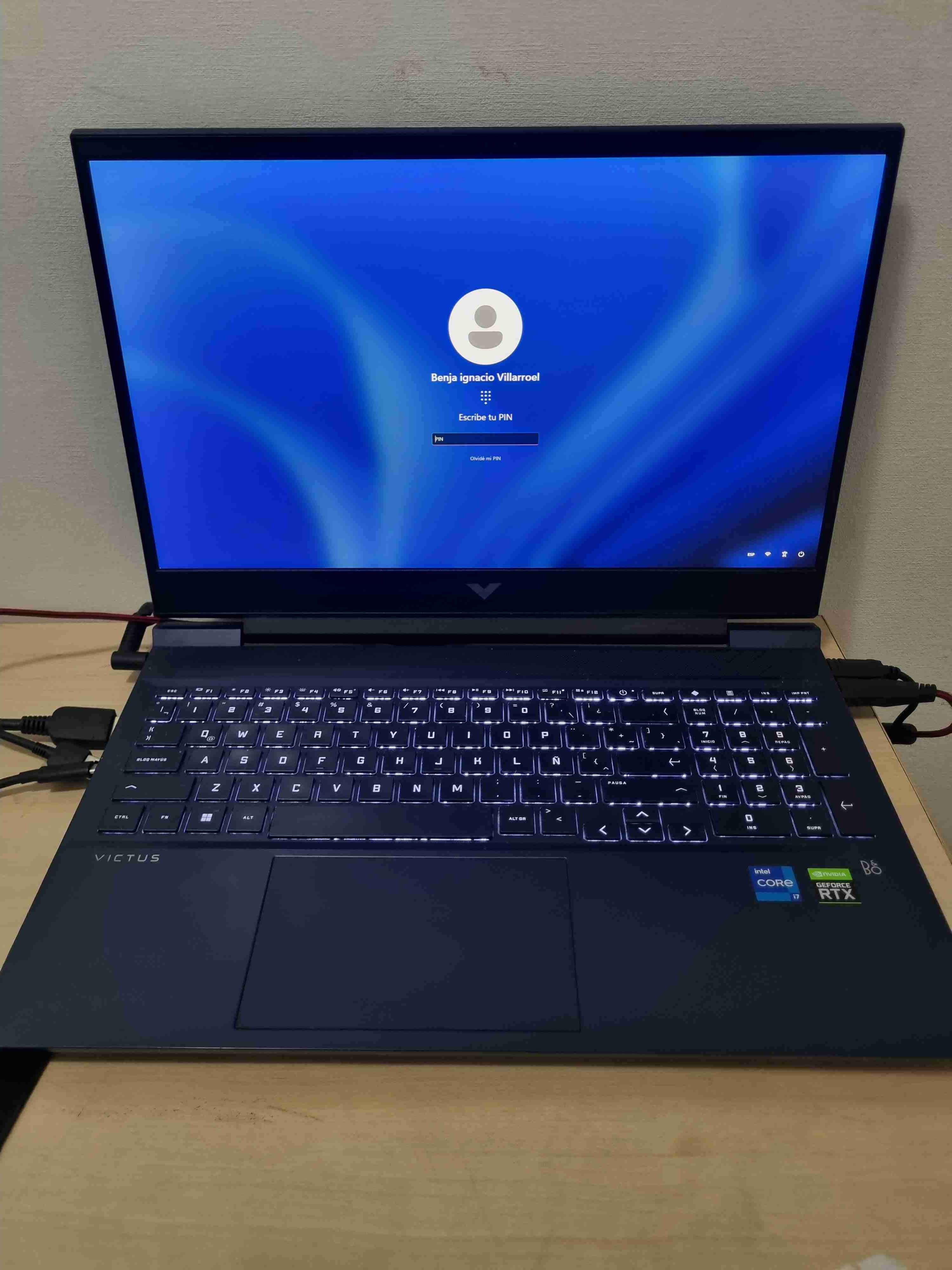 Laptop HP Victus 16'' - miniatura 1