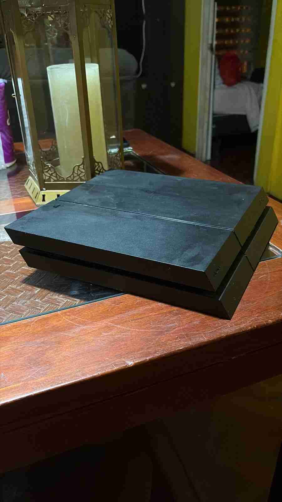 Consola de videojuegos negra - miniatura 3