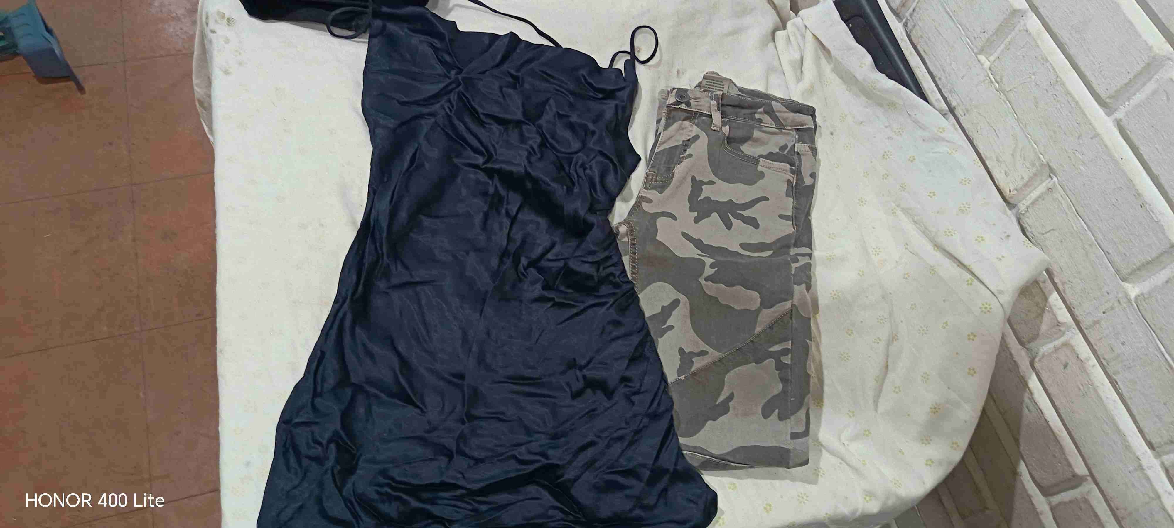 Jeans negros de mezclilla - 6