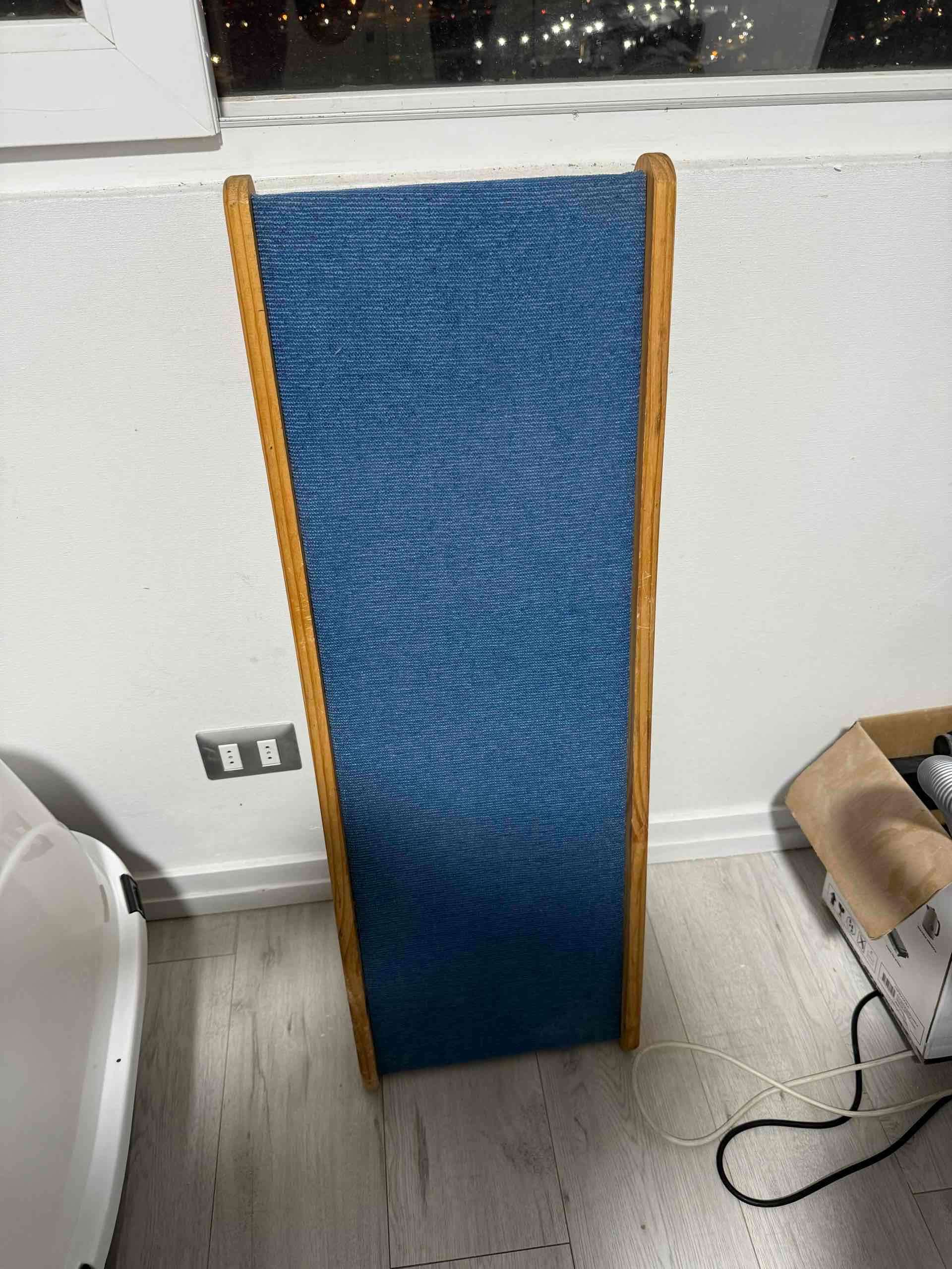 Rampa rascador para gato o perro - 1