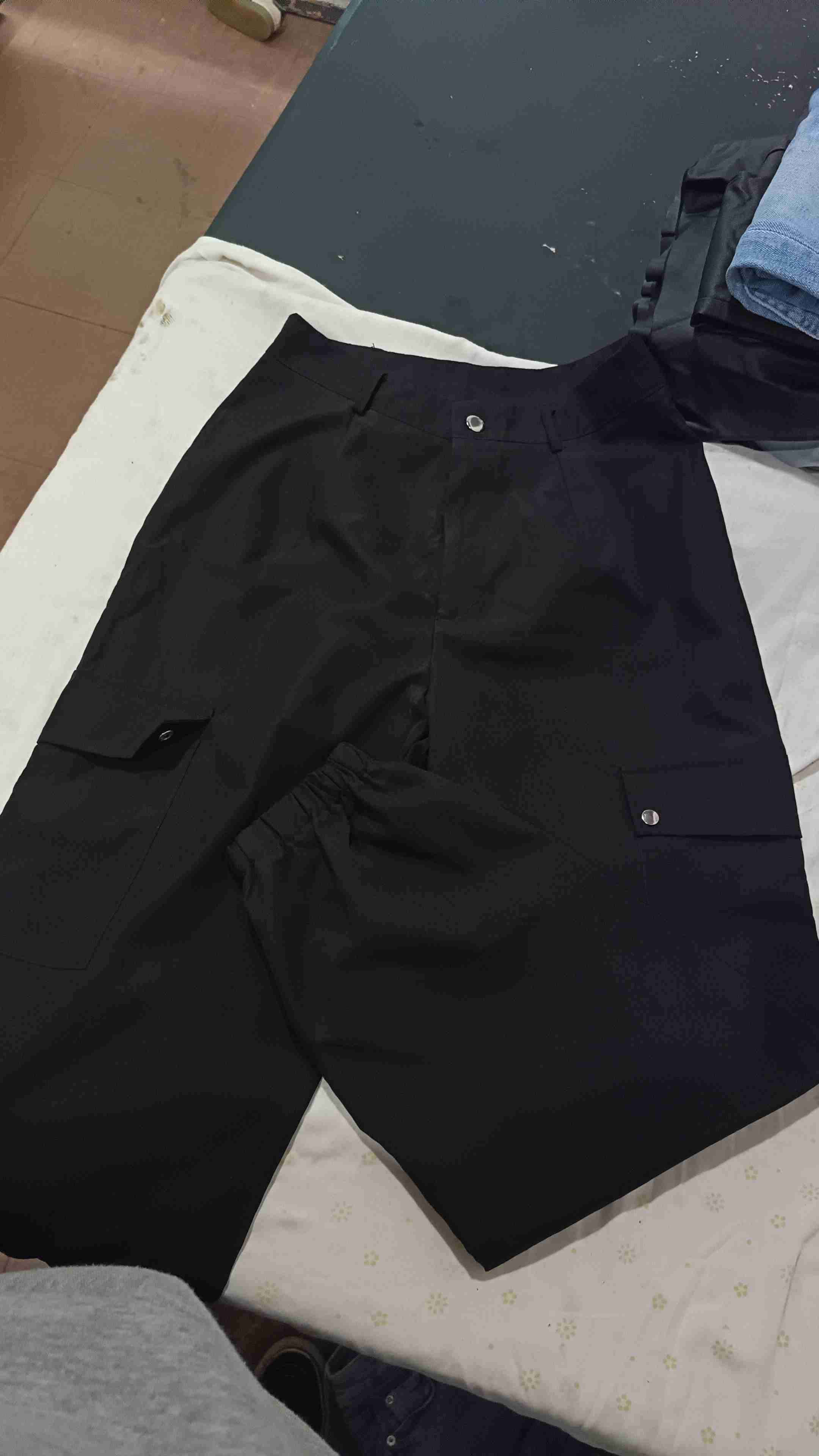 Jeans azules clásicos - miniatura 4