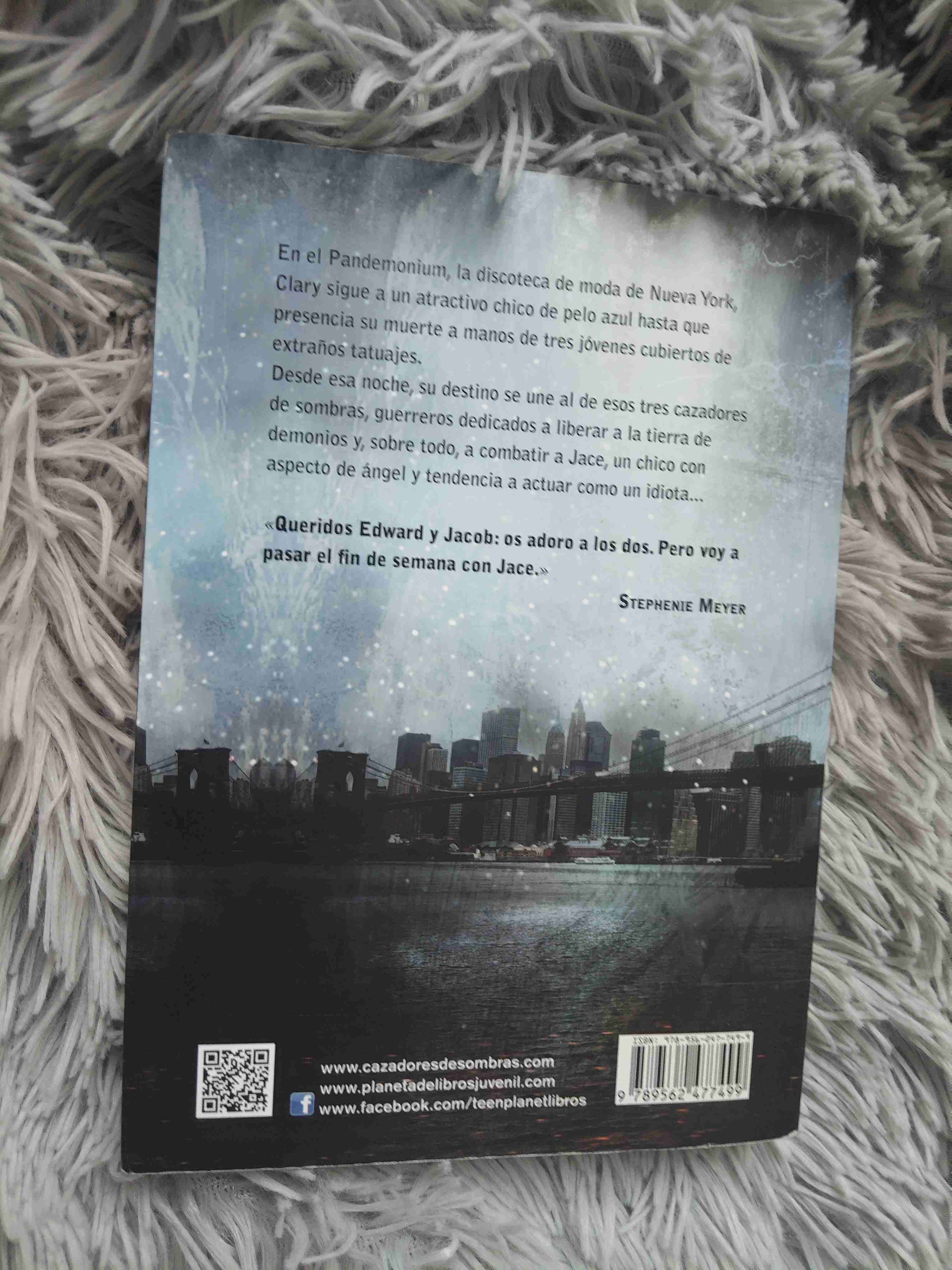 Libro Cazadores de Sombras - miniatura 2