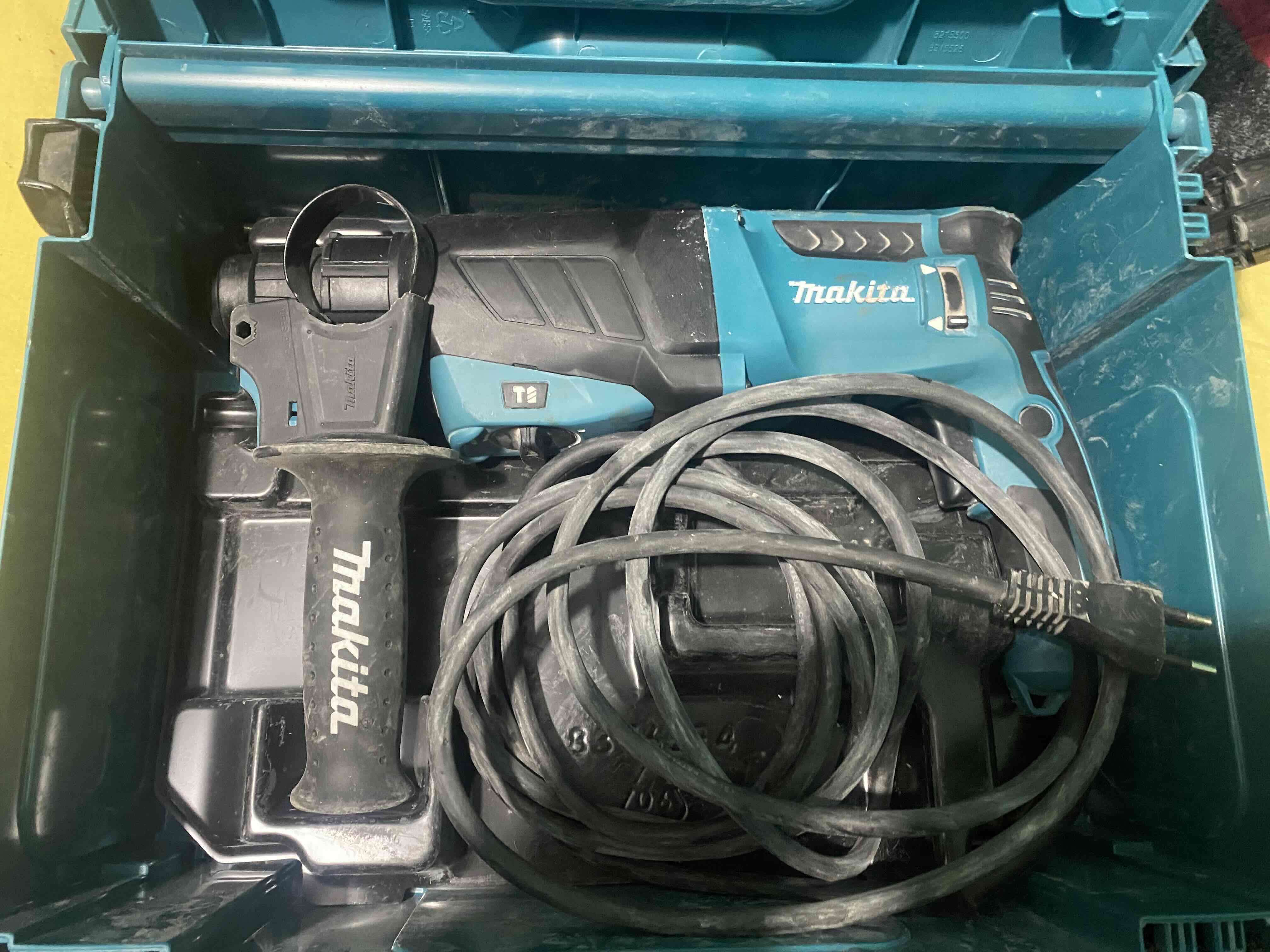 Martillo demoledor Makita con maleta - miniatura 1