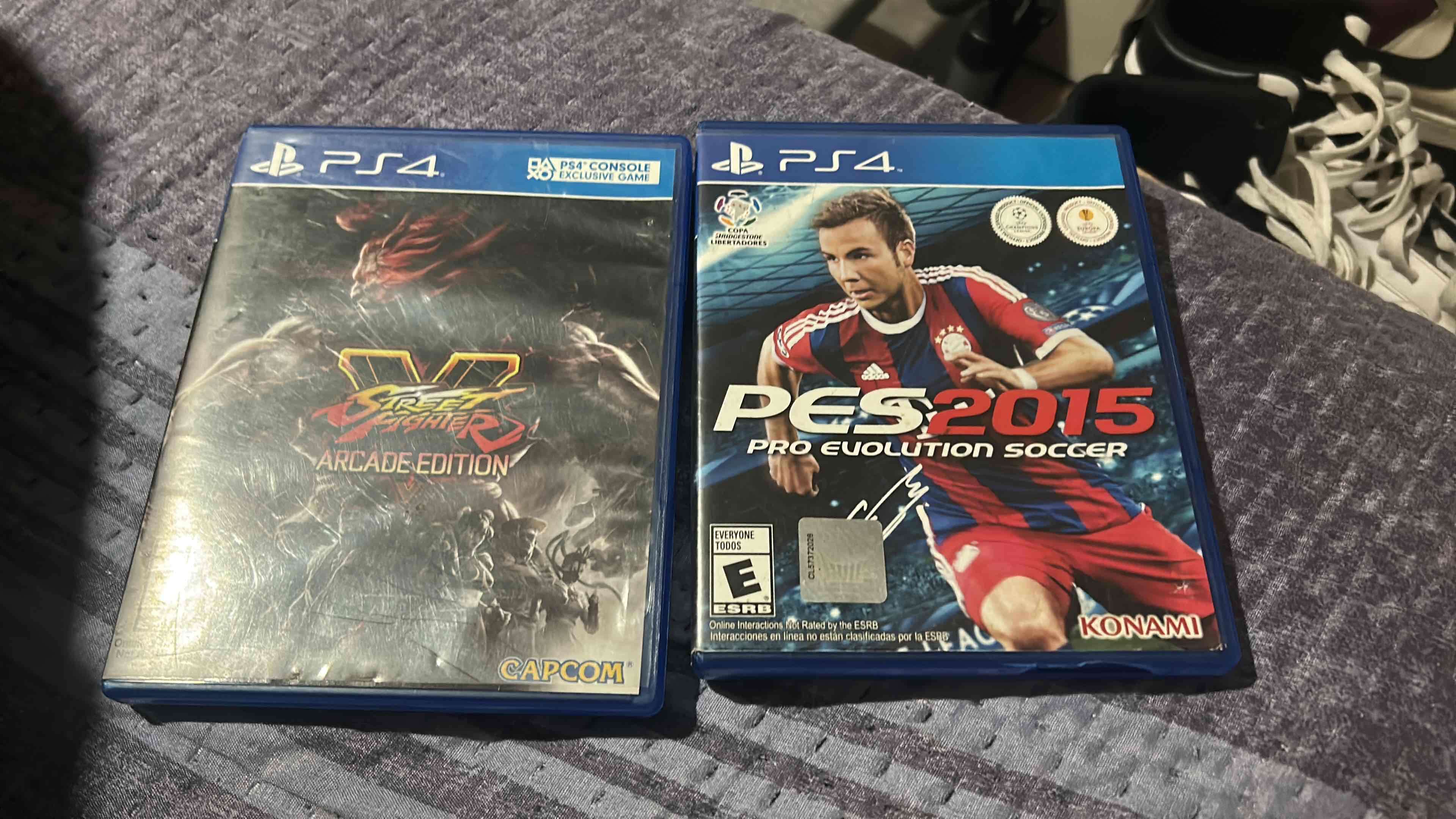 Juegos PS4: Street Fighter V y PES 2015 - miniatura 1