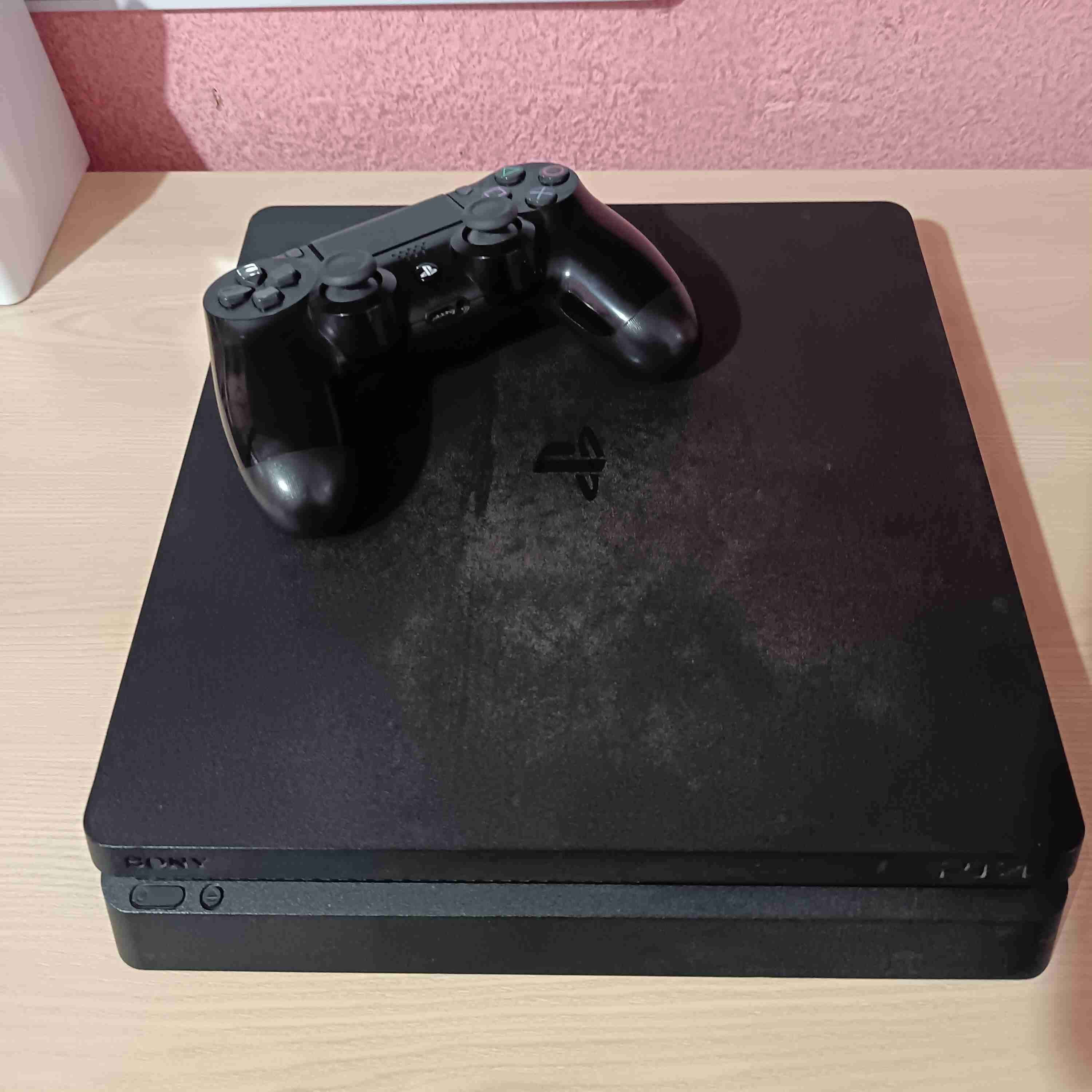 Consola PlayStation 4 Slim 1TB con control - miniatura 1