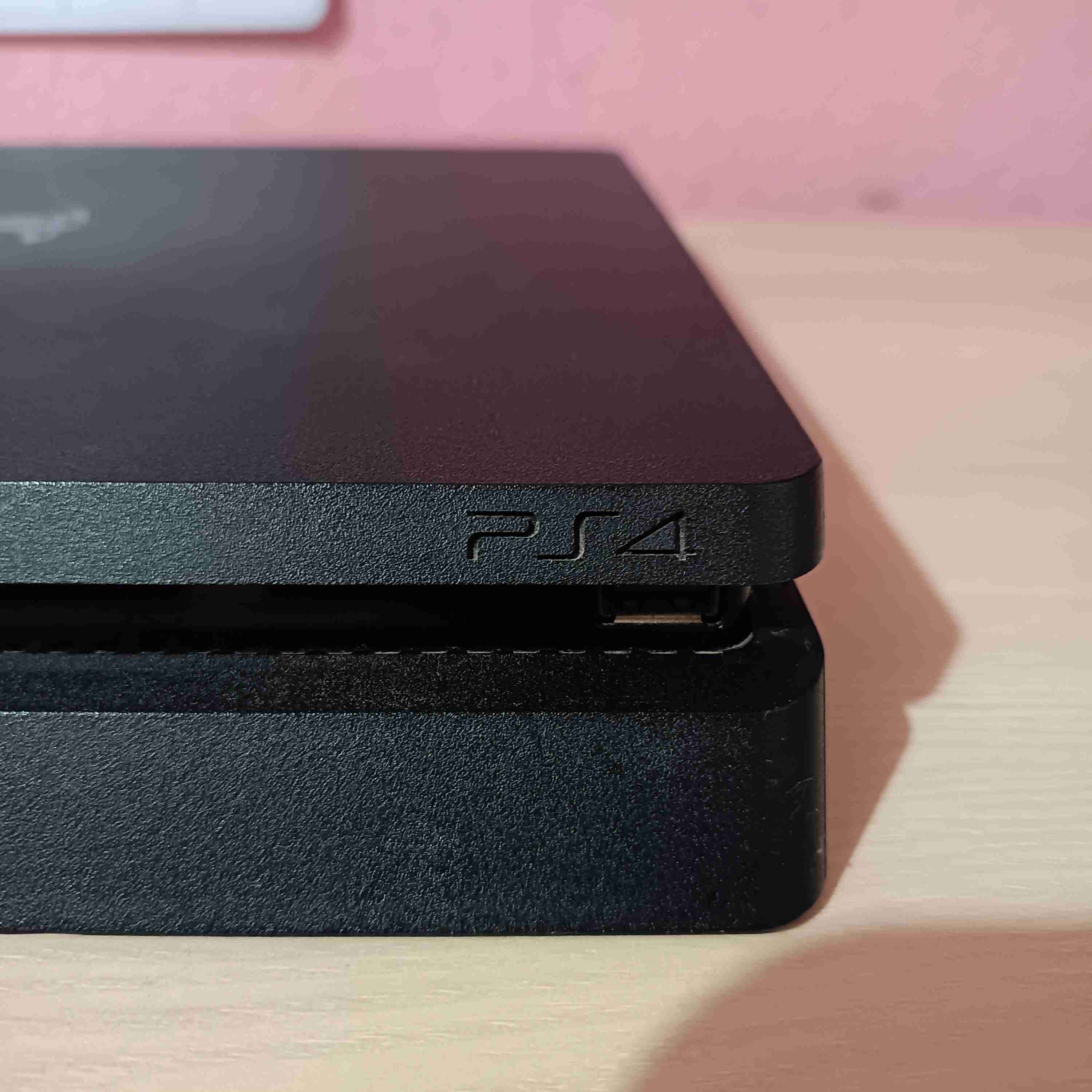 Consola PlayStation 4 Slim 1TB con control - miniatura 5