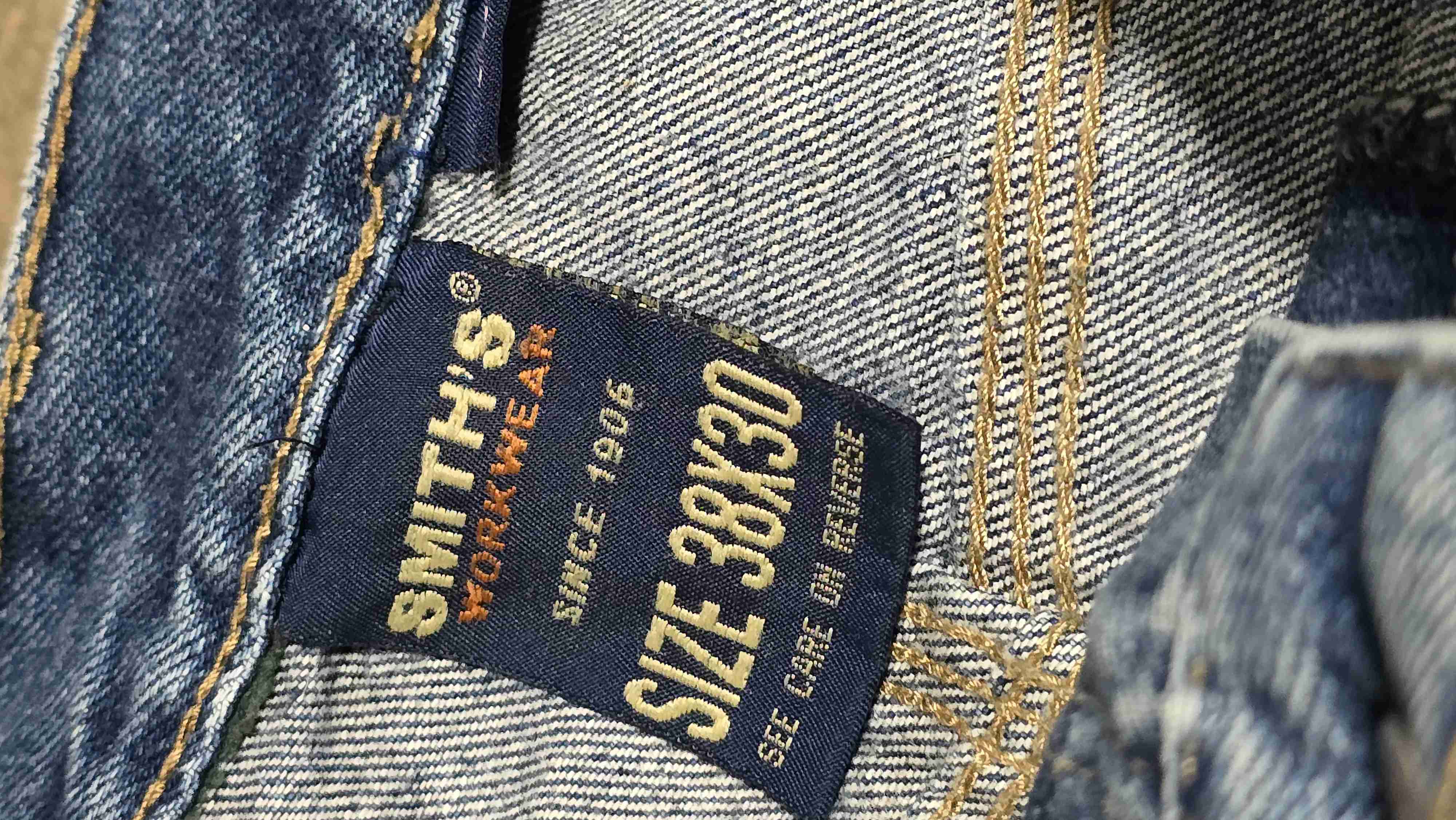 Jeans azules clásicos - miniatura 4