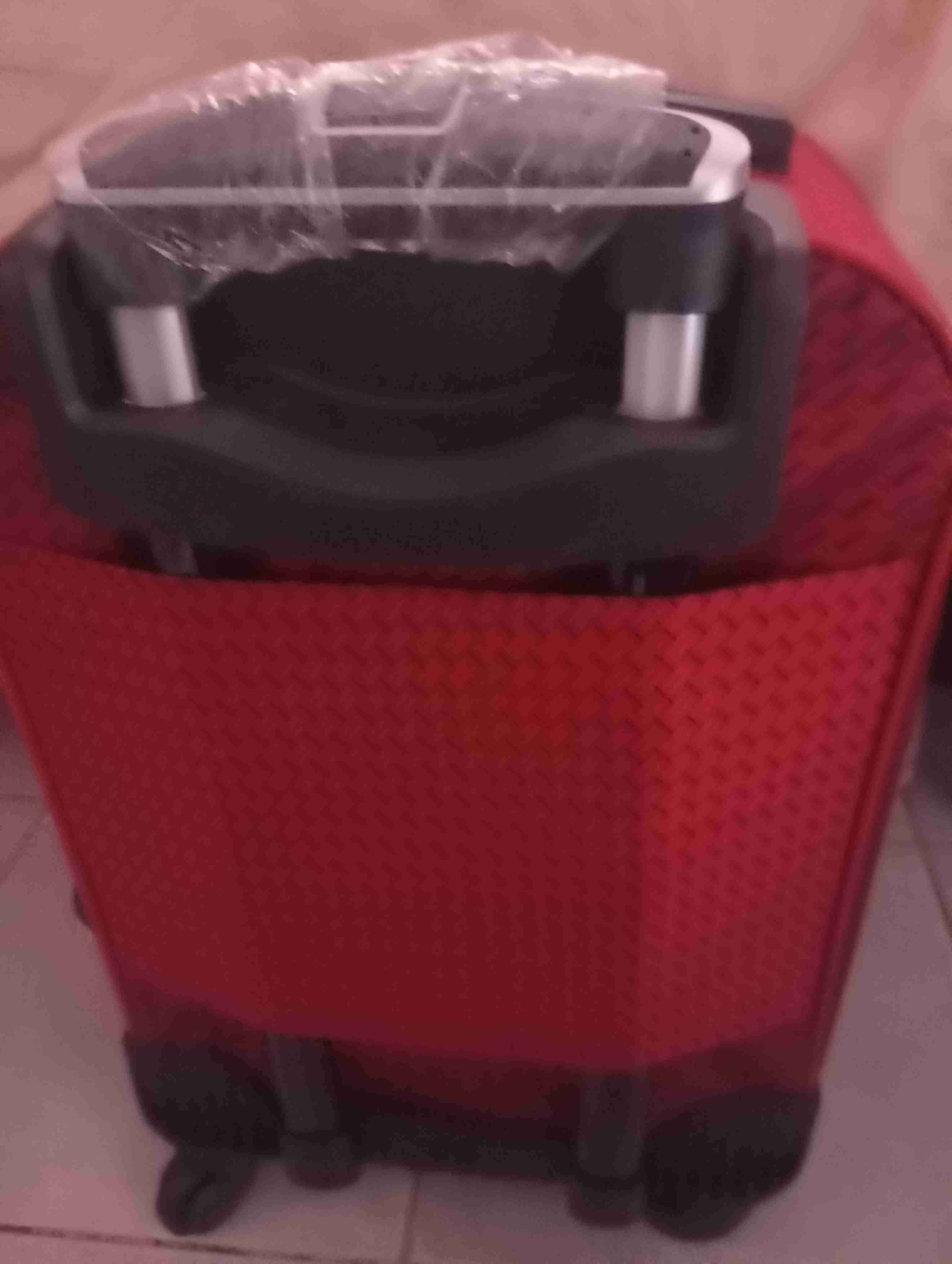 Maleta roja 10 kilos nueva - 1