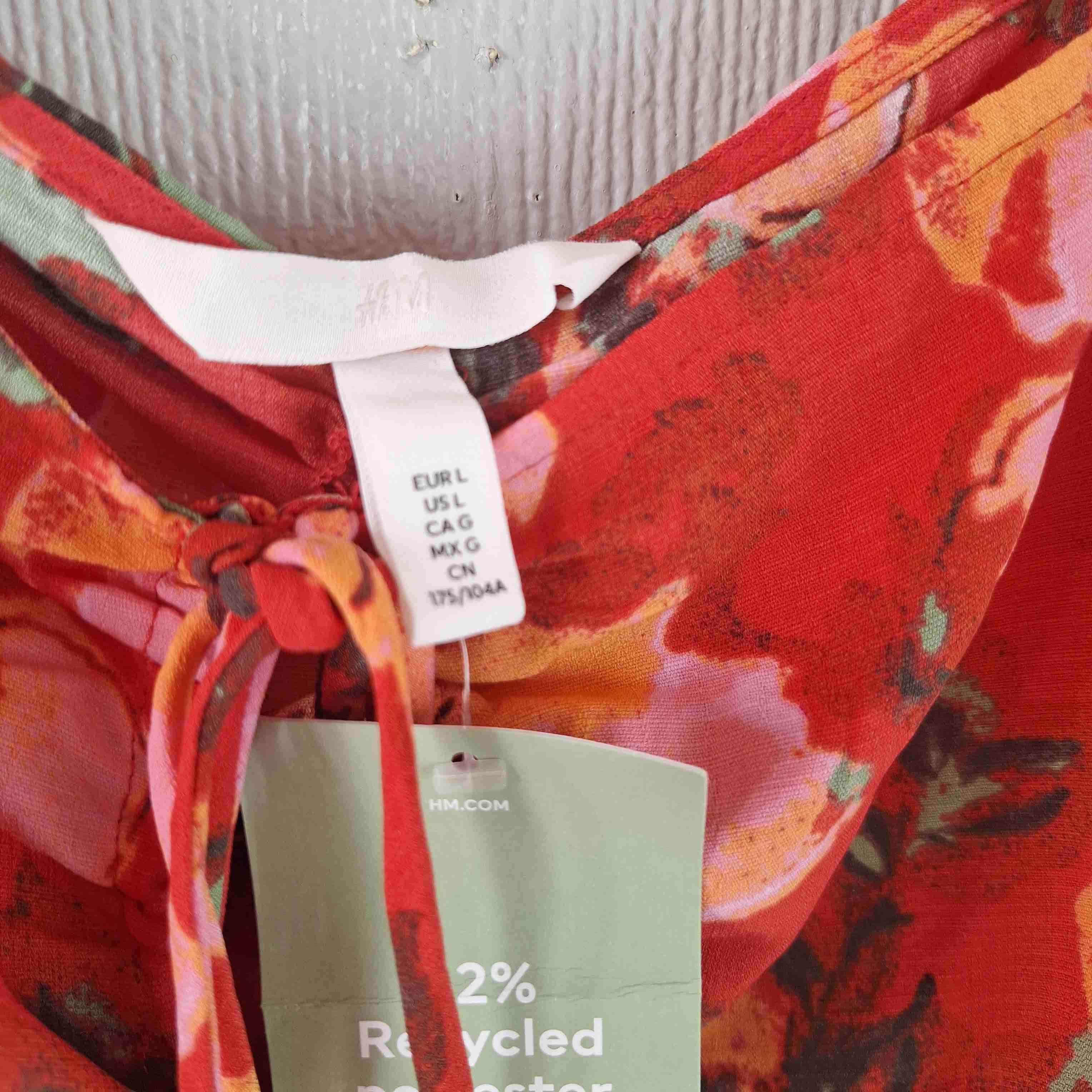 Blusa HYM floral roja nueva - 2