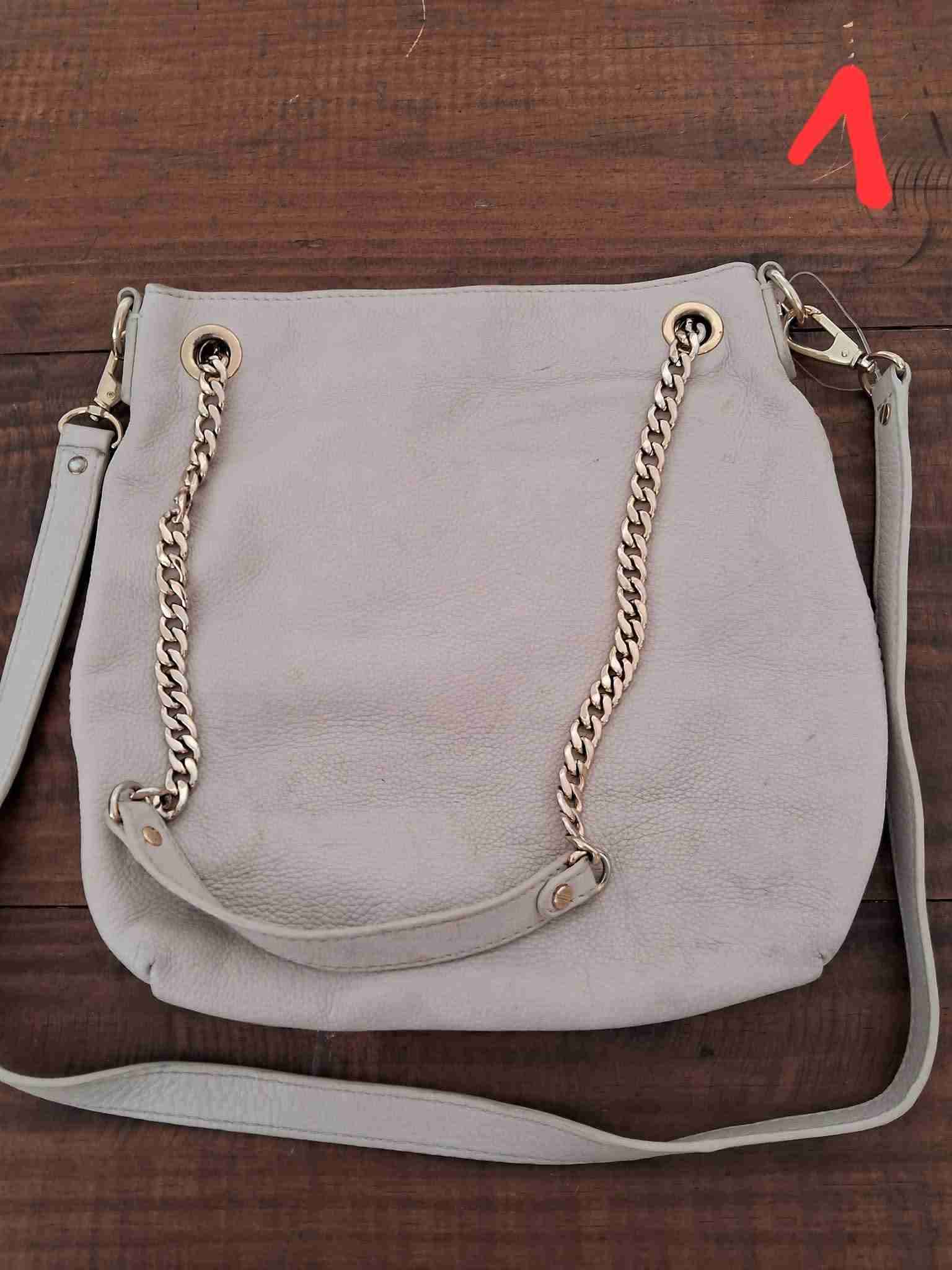 Cartera cuero con cadena dorada mk