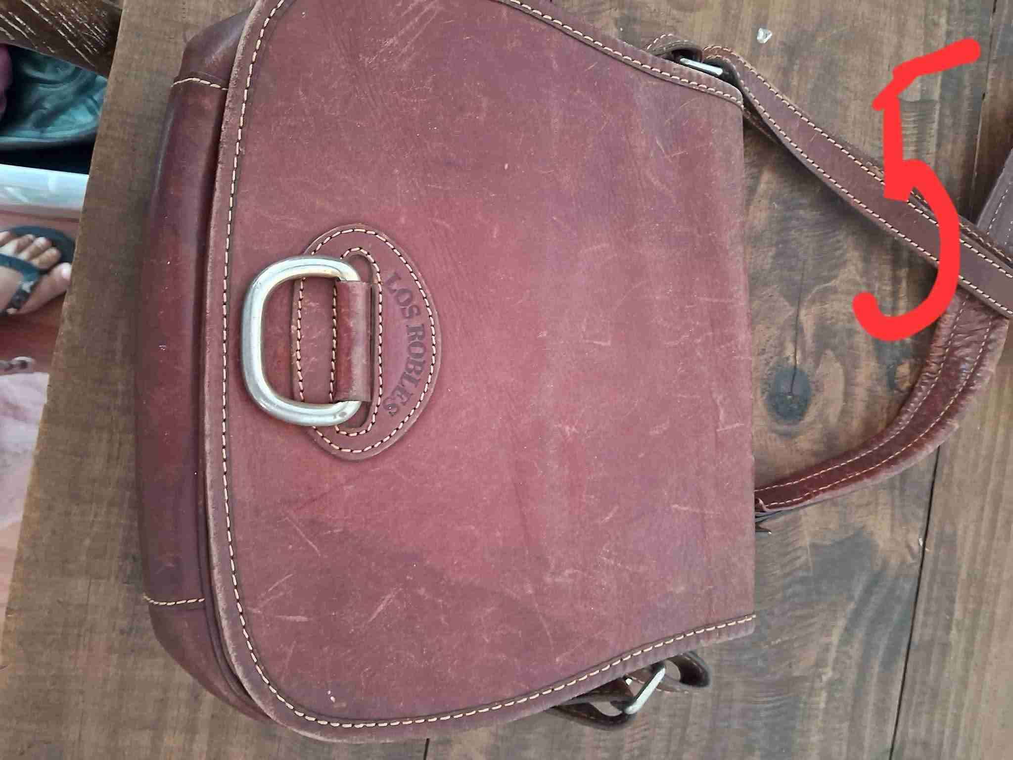 Bolso de cuero café