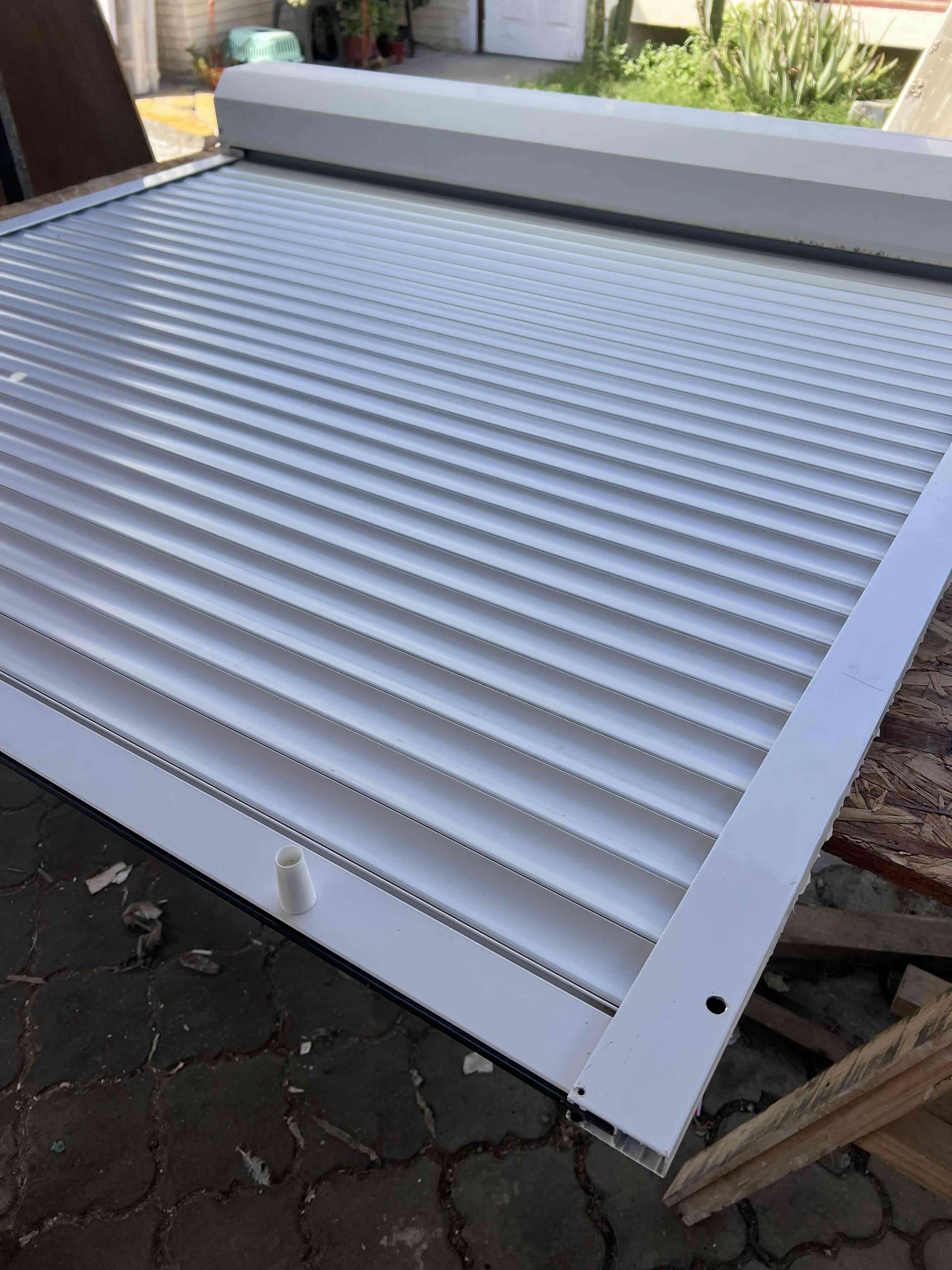 Persiana de seguridad para ventanas en aluminio - 2