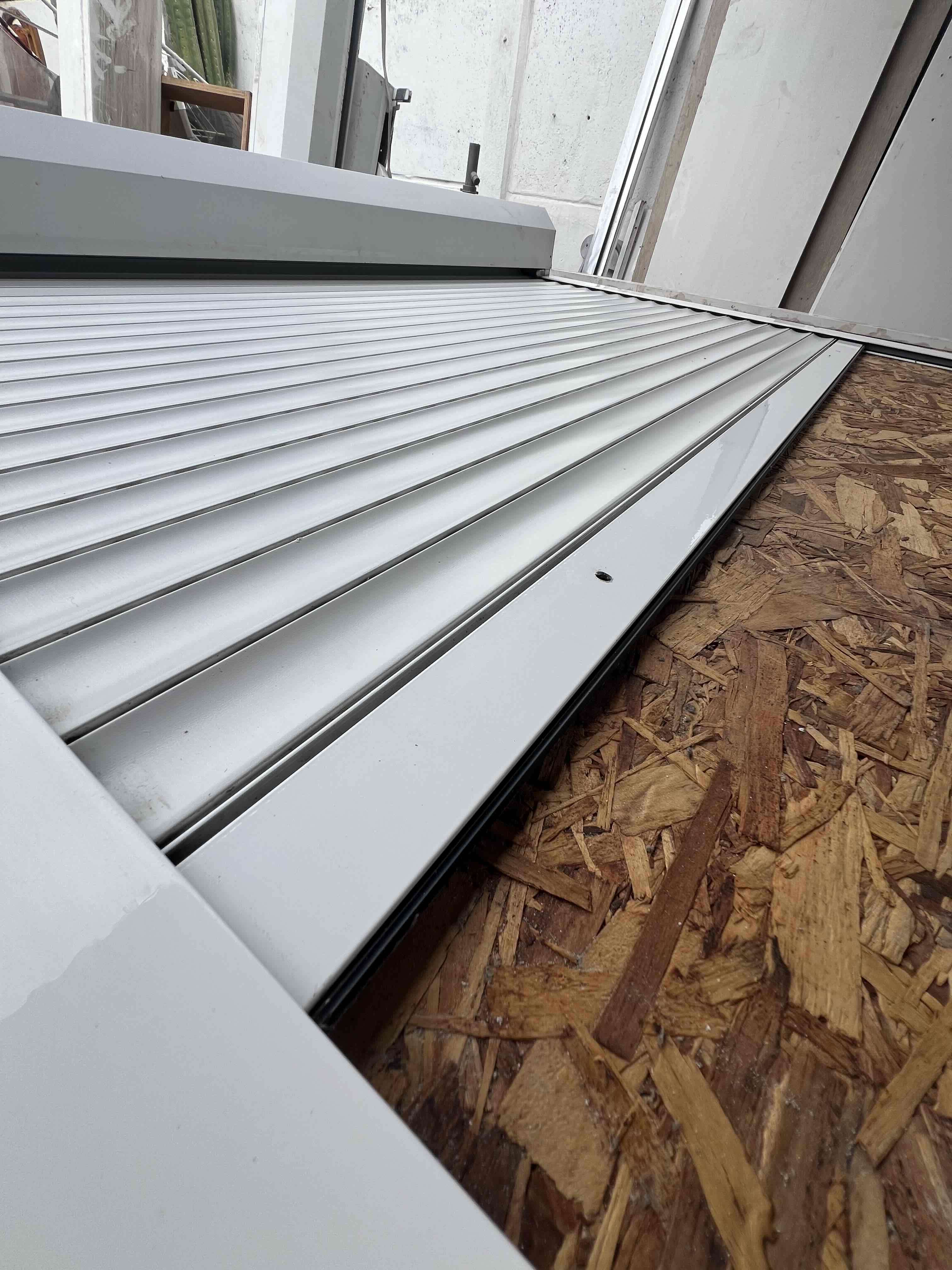 Persiana de seguridad para ventanas en aluminio - 4