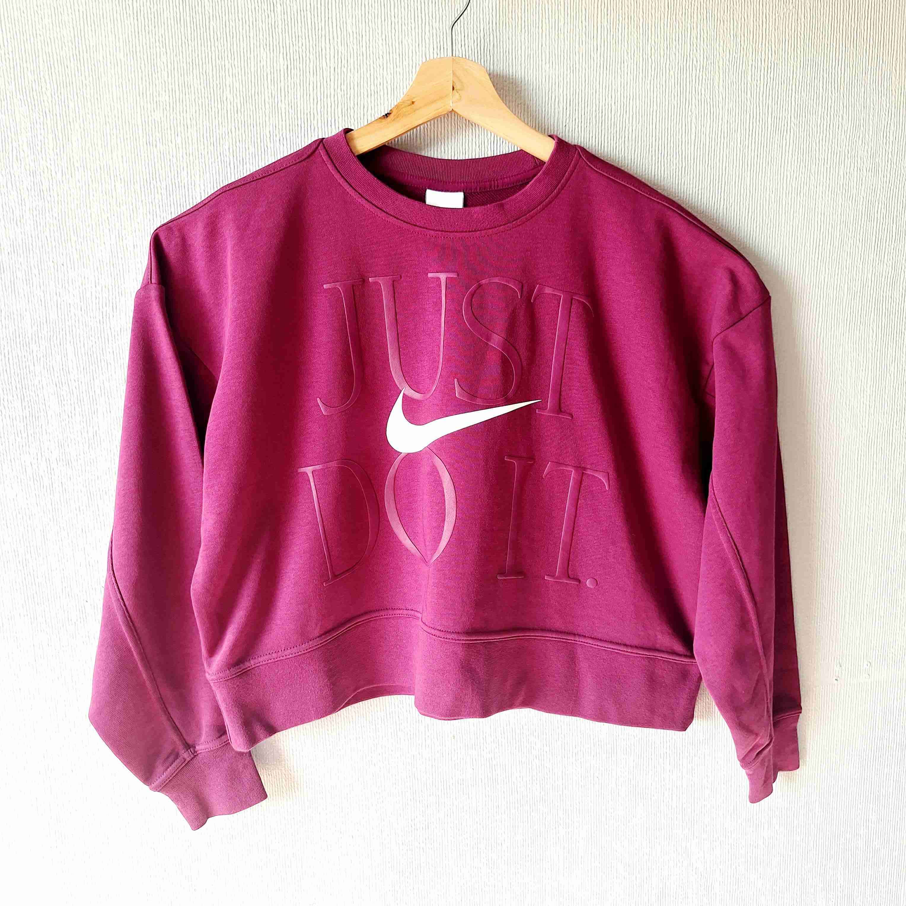 Polerón Nike original morado con logo - 1