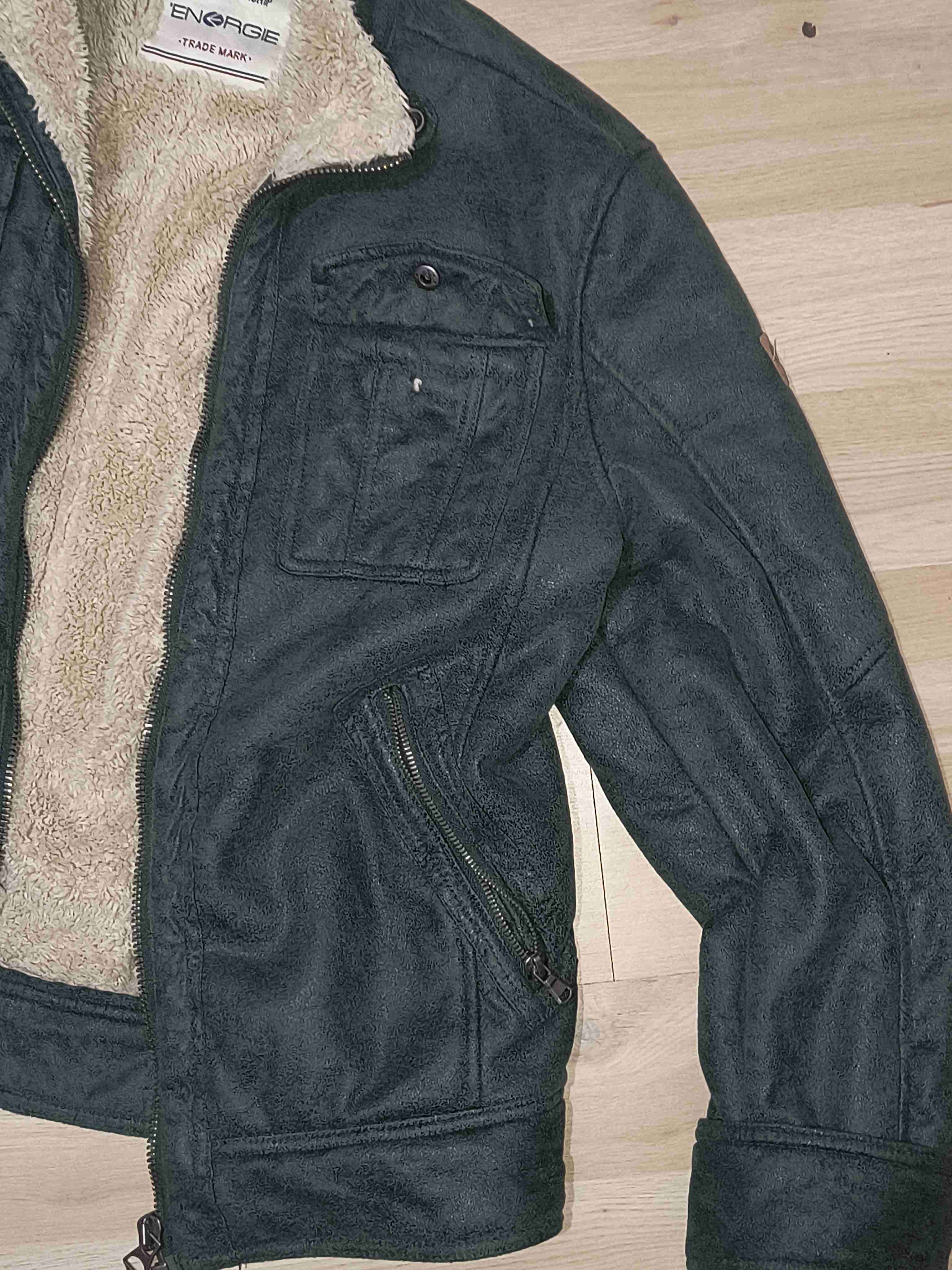 Chaqueta verde con polar - 4