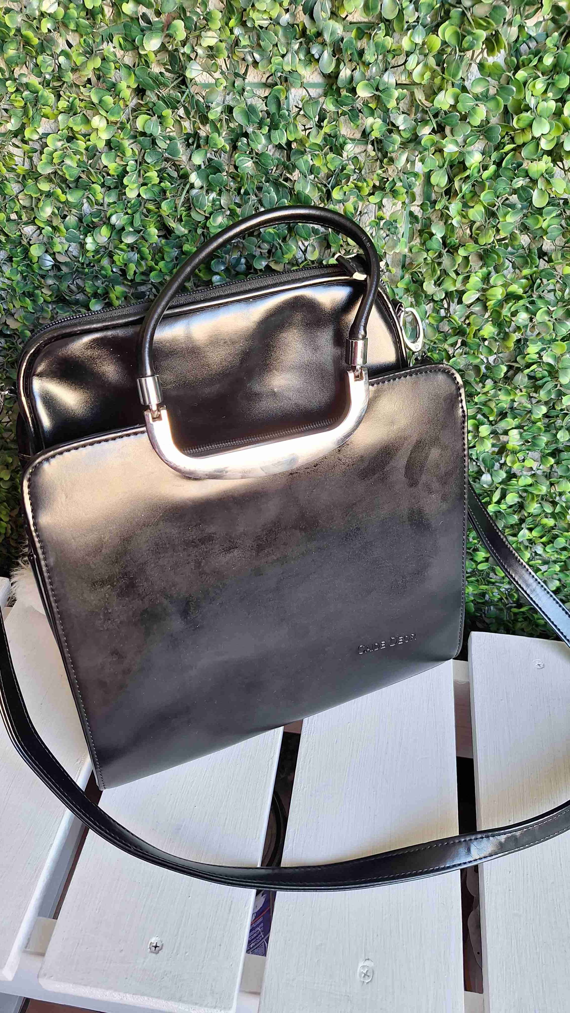 Cartera negra elegante con asa - miniatura 1