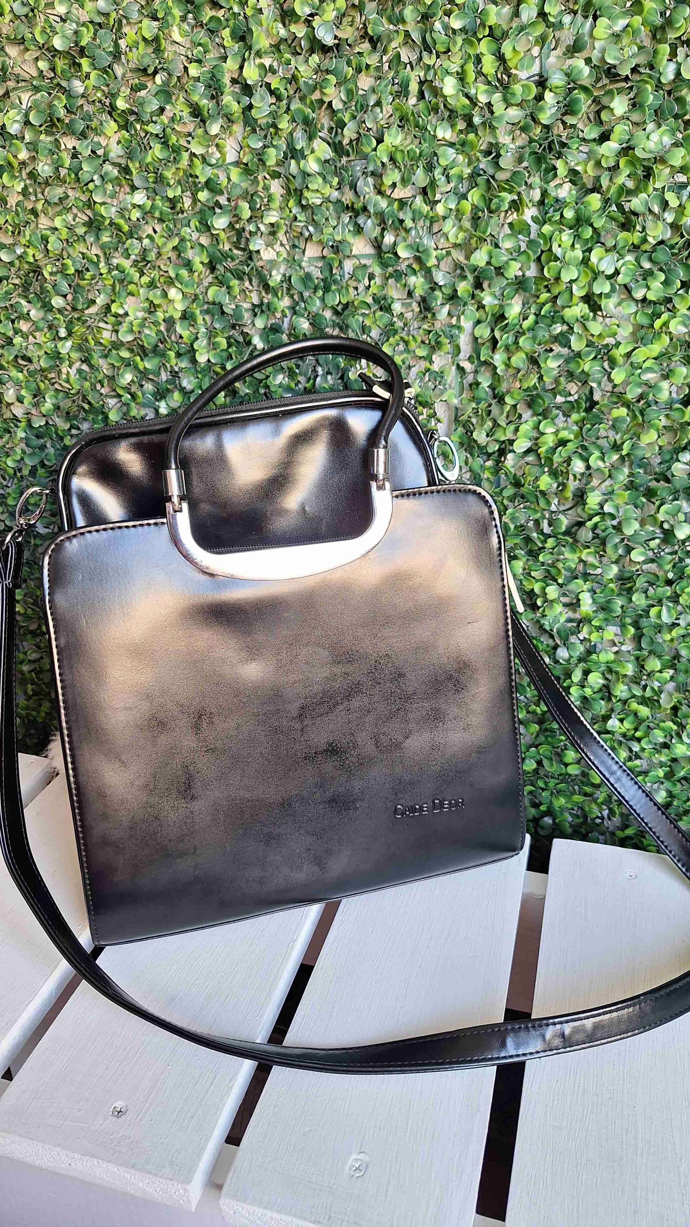 Cartera negra elegante con asa - miniatura 2