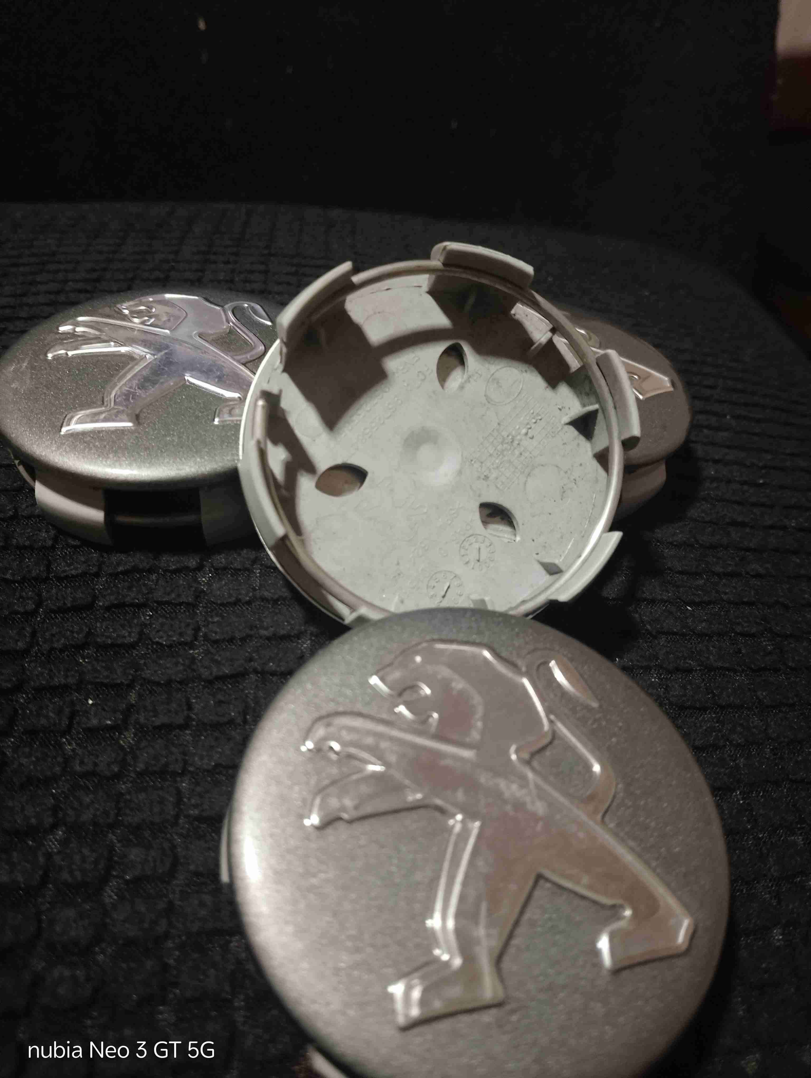 Tapacubos metálicos Peugeot - 3