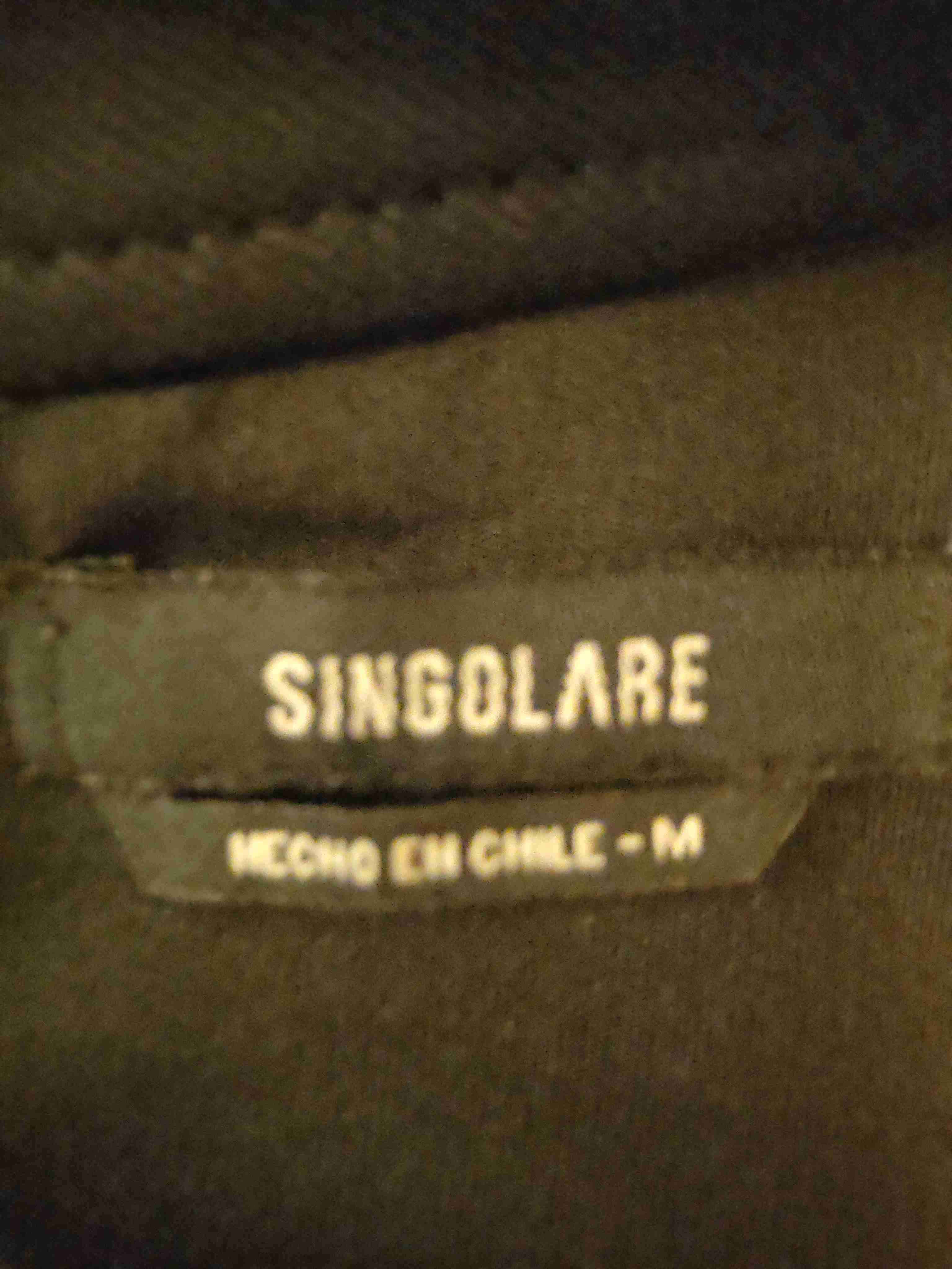 Vestido negro con detalles de cuero - 4