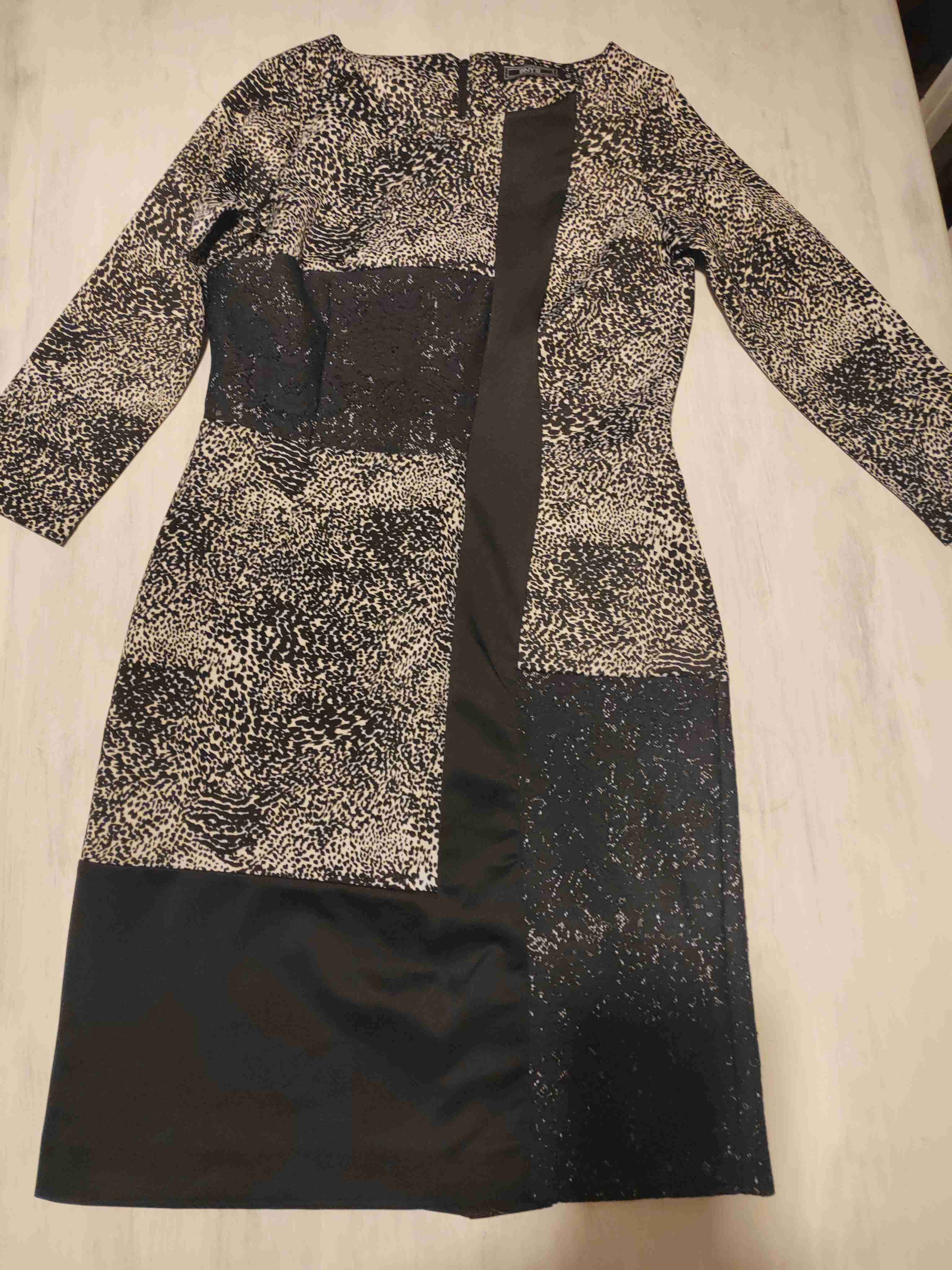 Vestido estampado blanco y negro - miniatura 1