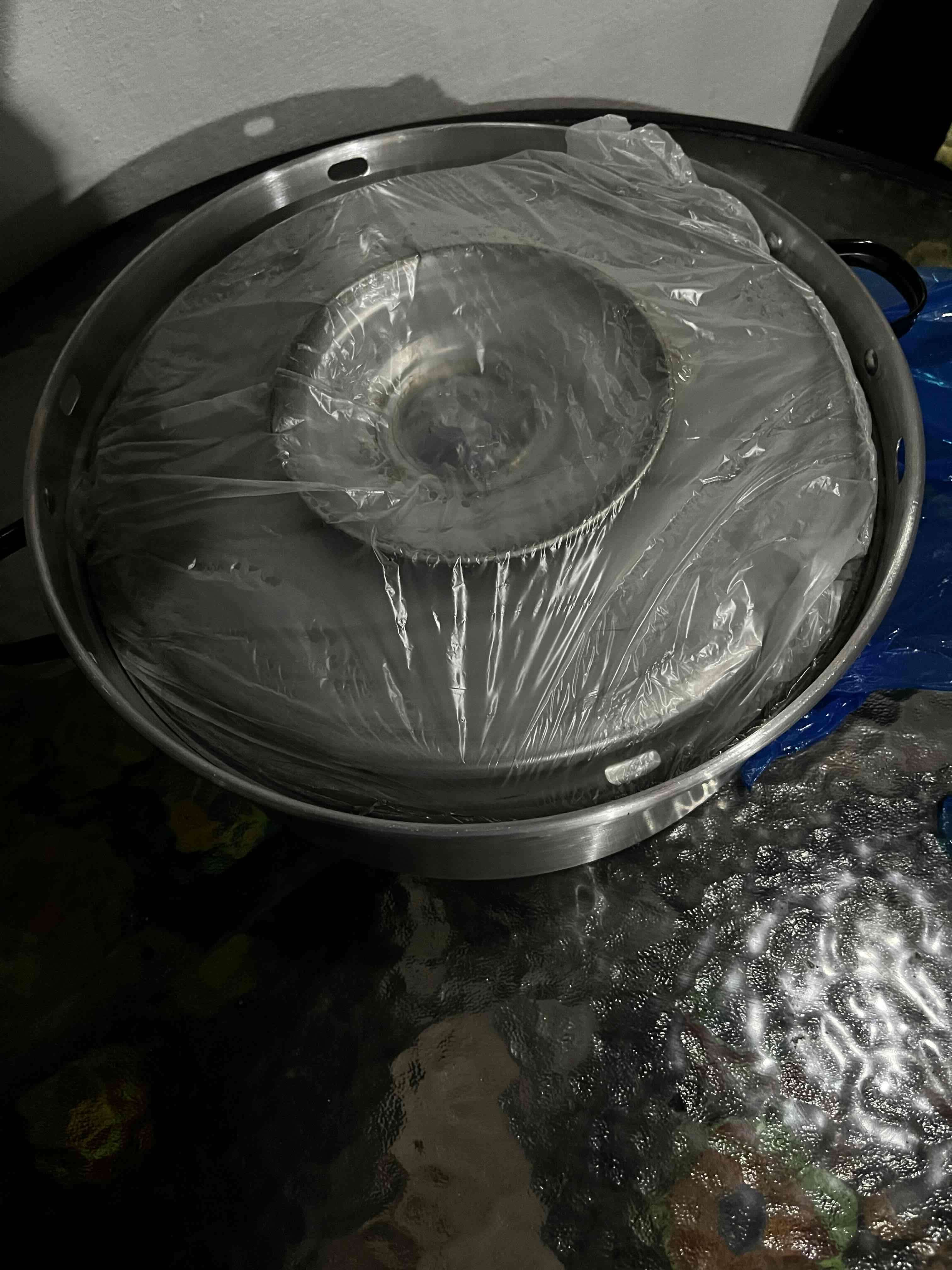 Olla de acero inoxidable grande - miniatura 1