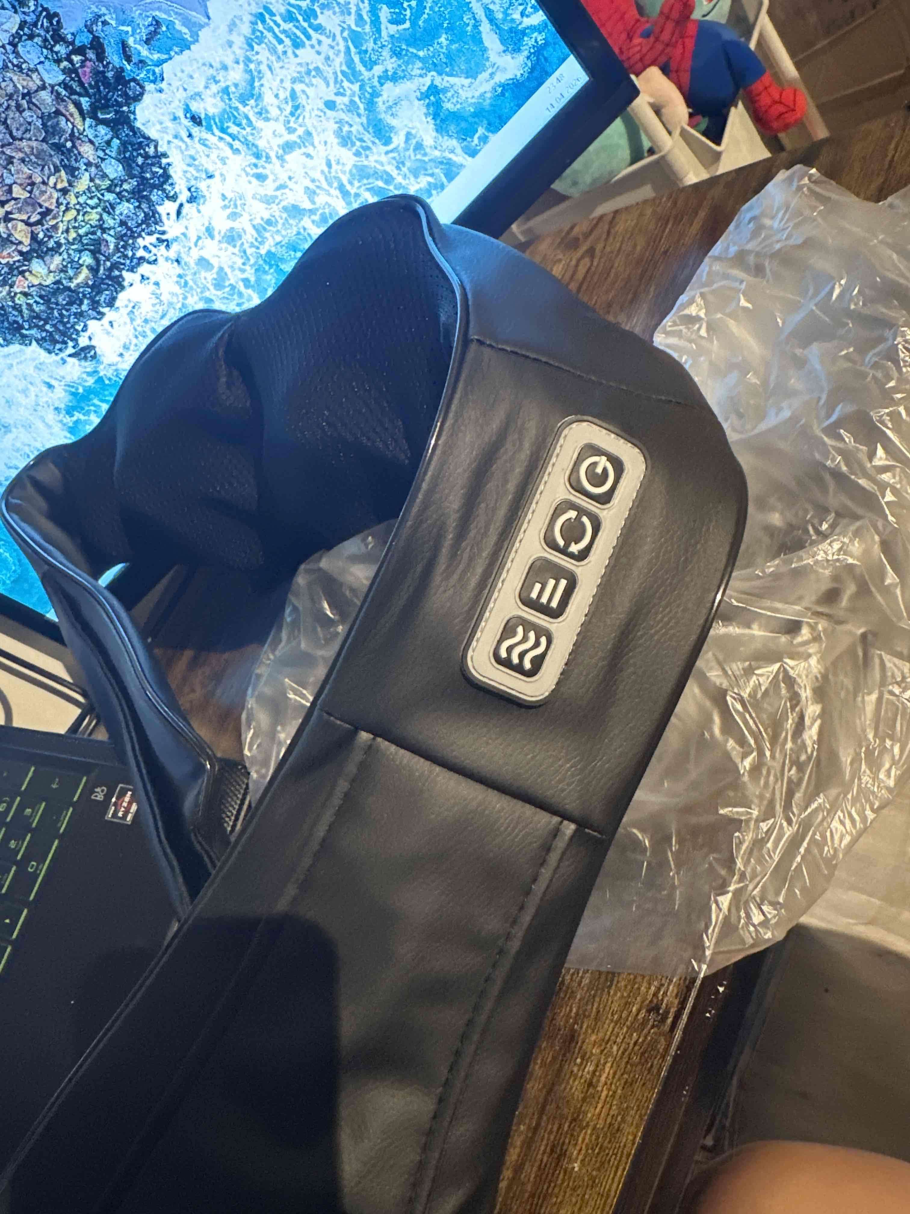 Masajeador de cuello y espalda - miniatura 4