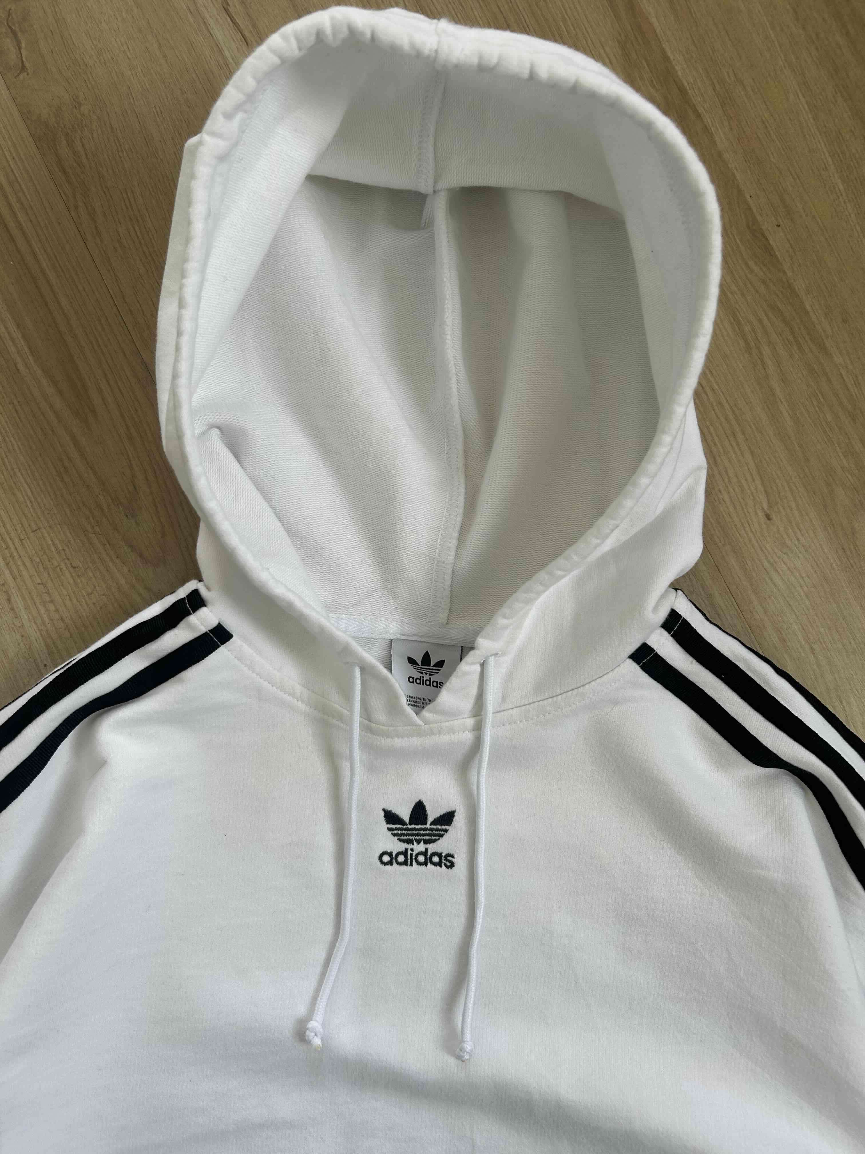 Polerón blanco Adidas con capucha - miniatura 1