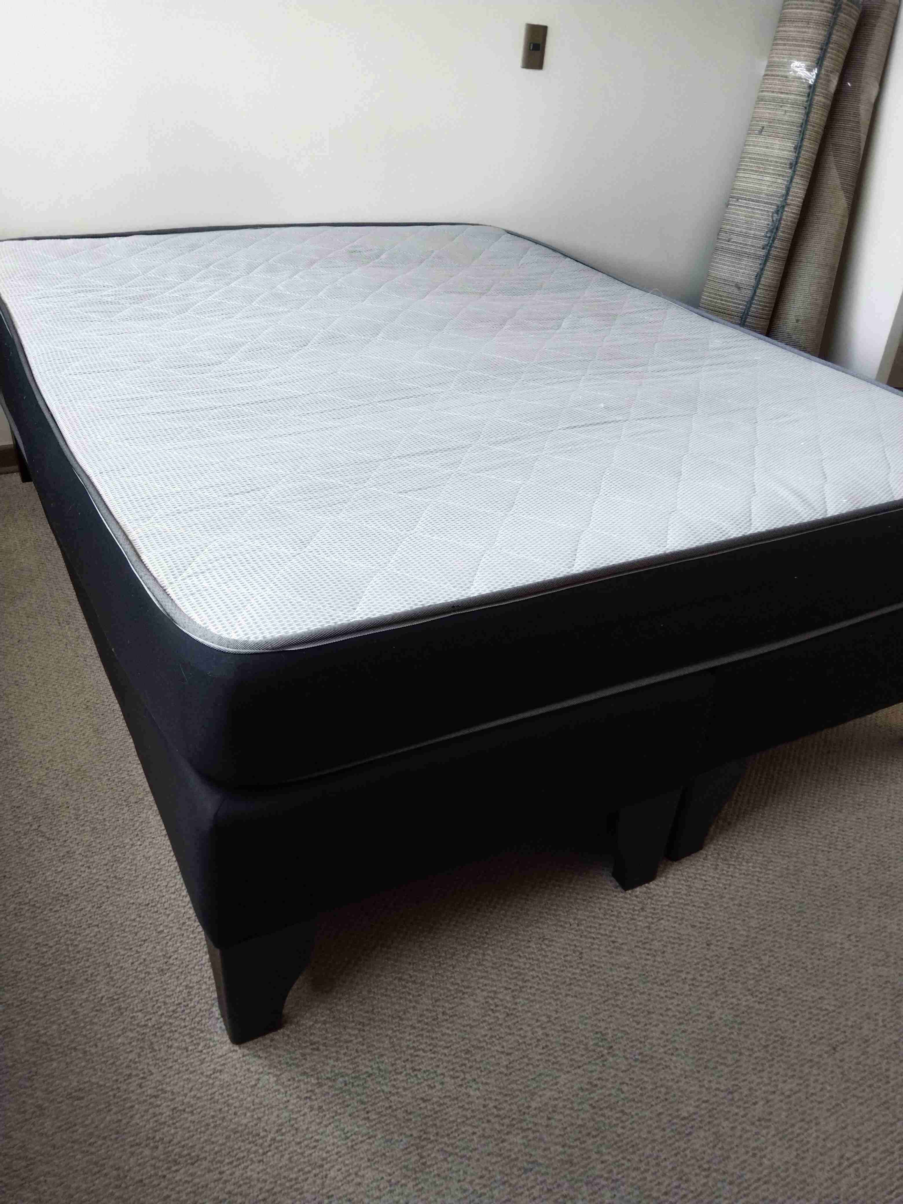 Cama 2 plazas base+colchón - miniatura 1