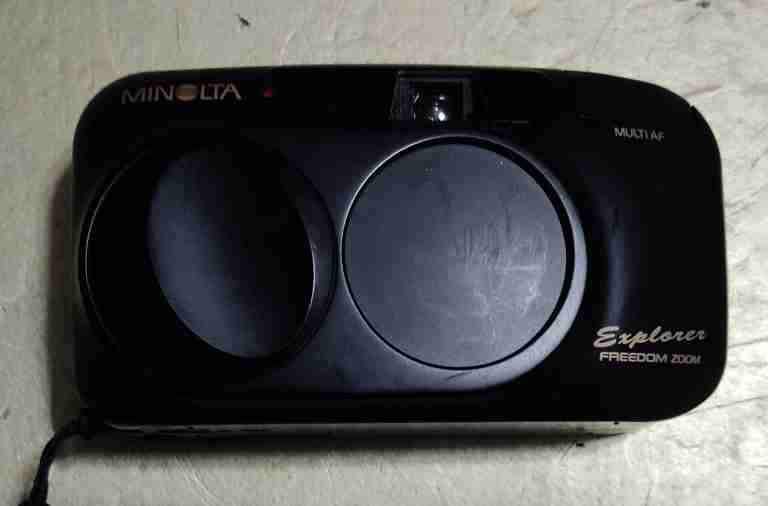 Cámara Minolta Explorer Freedom Zoom