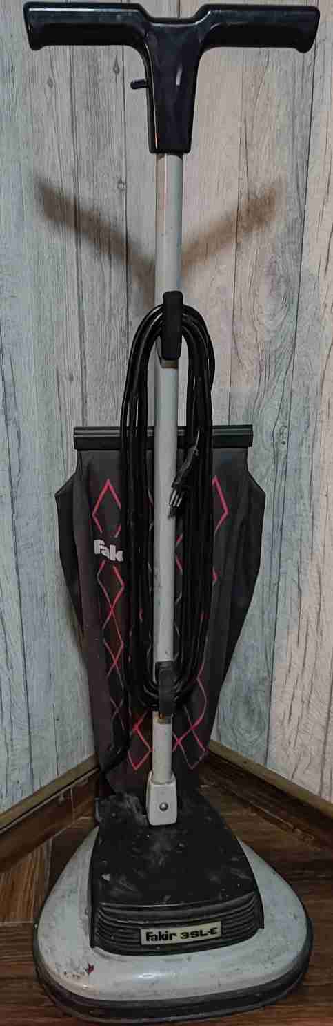 Enceradora vertical Fakir