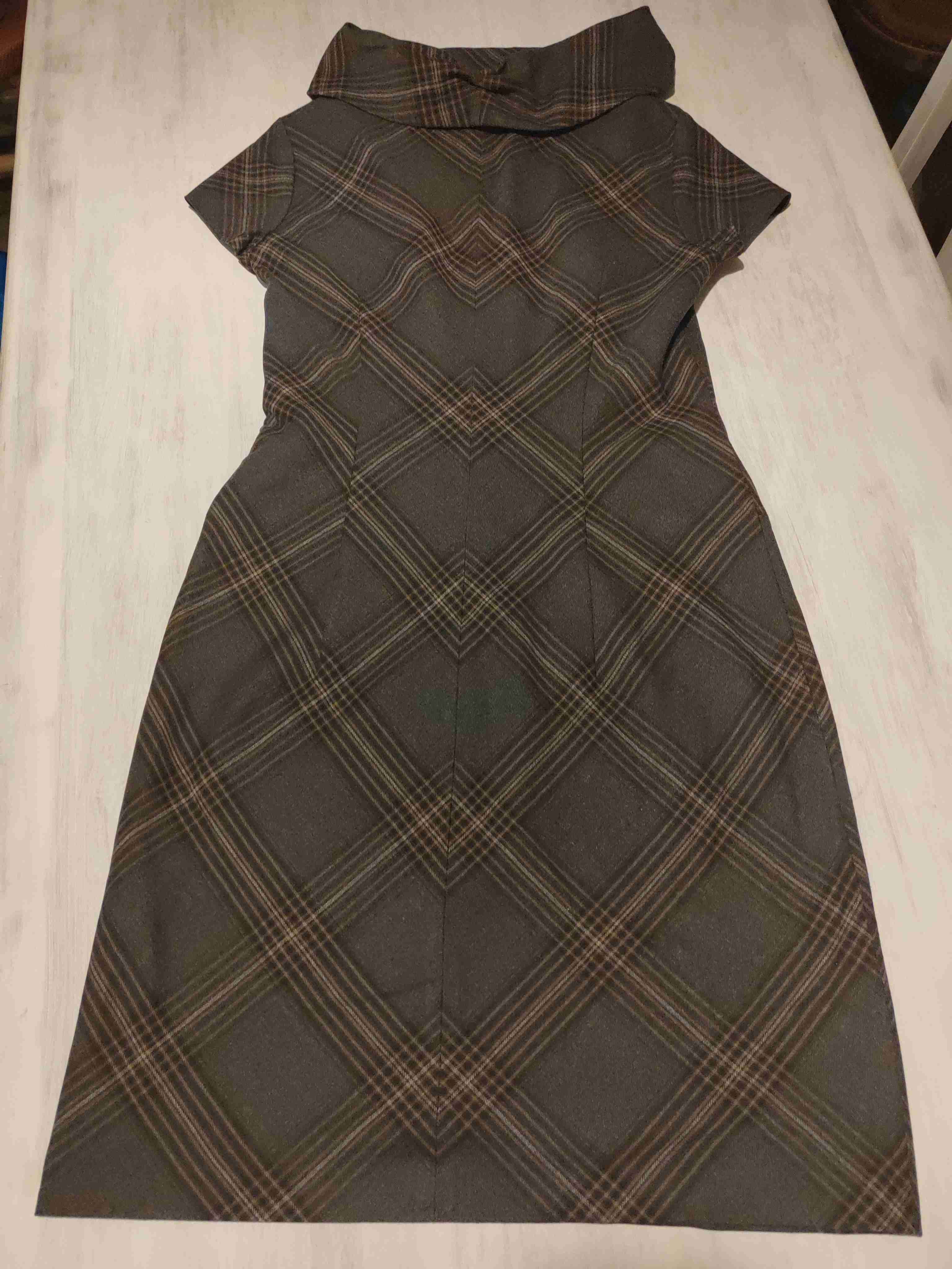 Vestido a cuadros marrón - 5