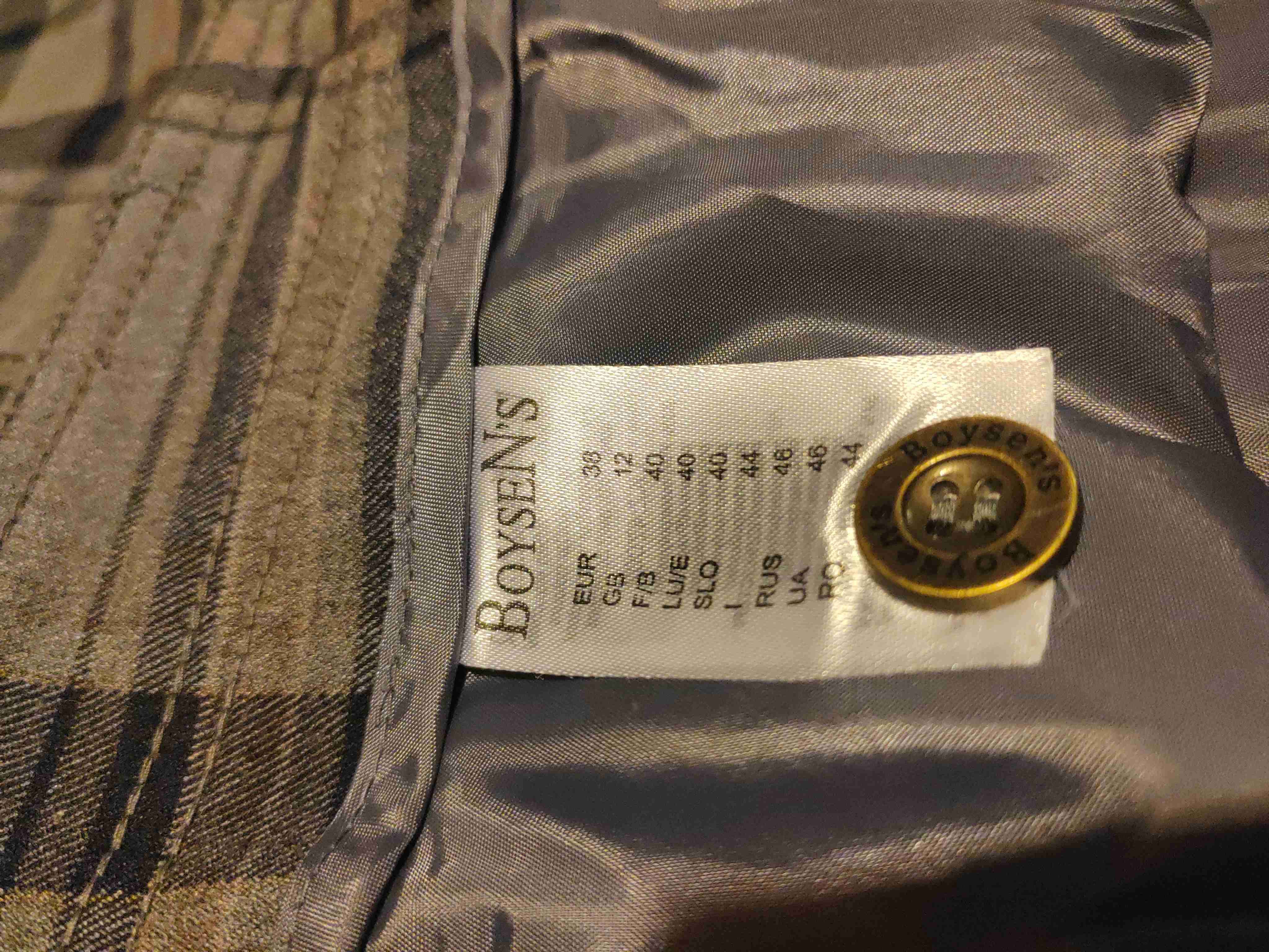 Falda a cuadros elegante - miniatura 3