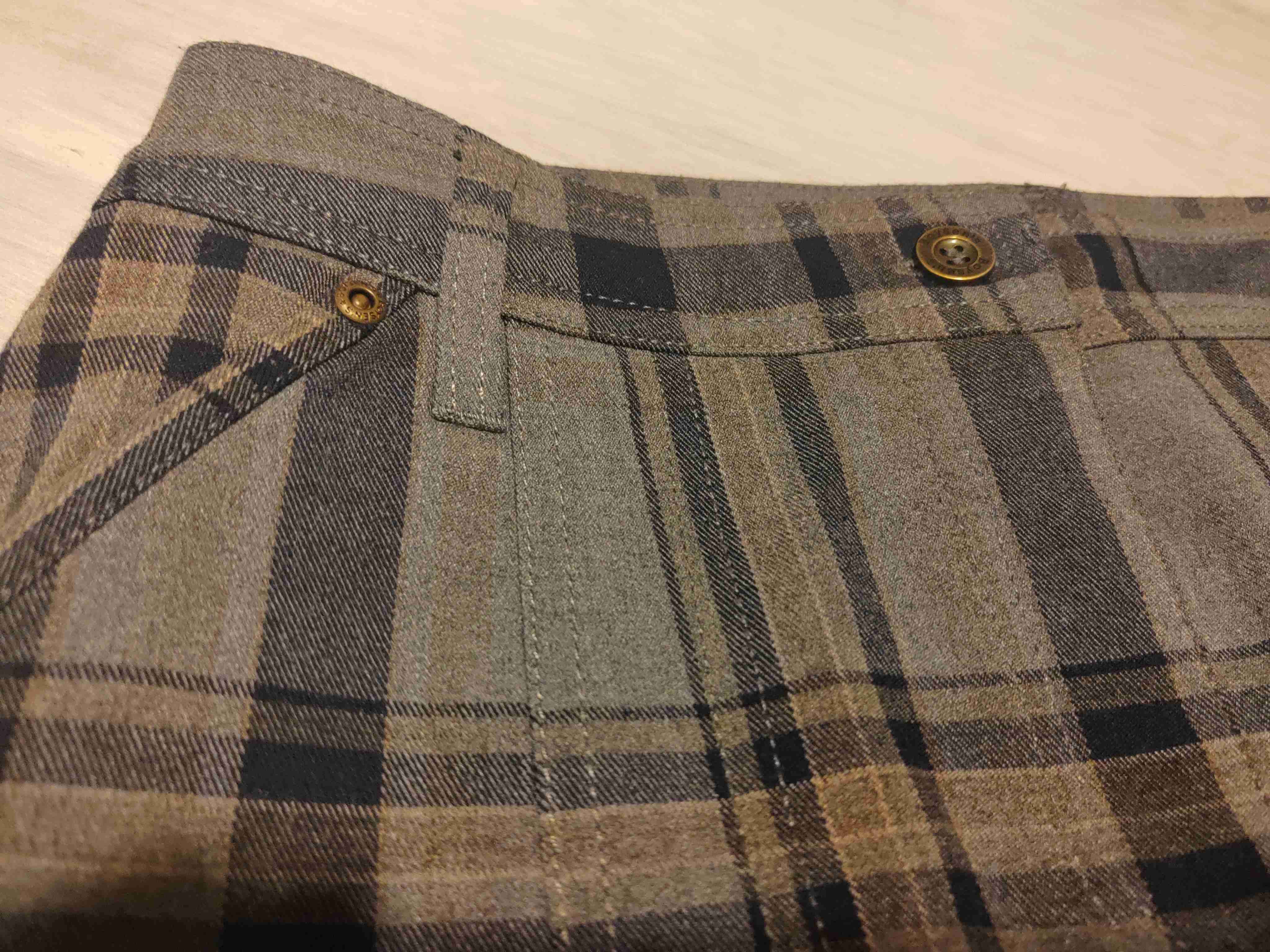 Falda a cuadros elegante - miniatura 6