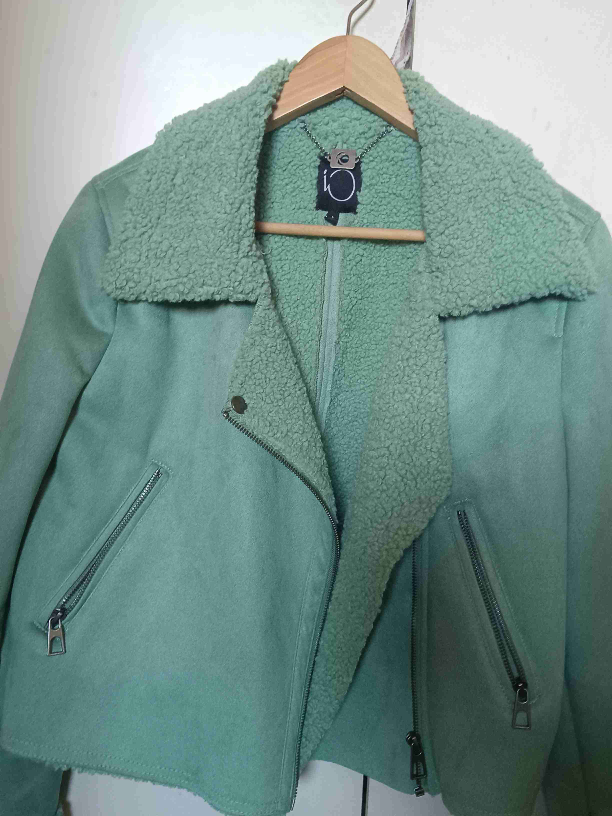 Chaqueta verde gamuza con forro de lana - 1