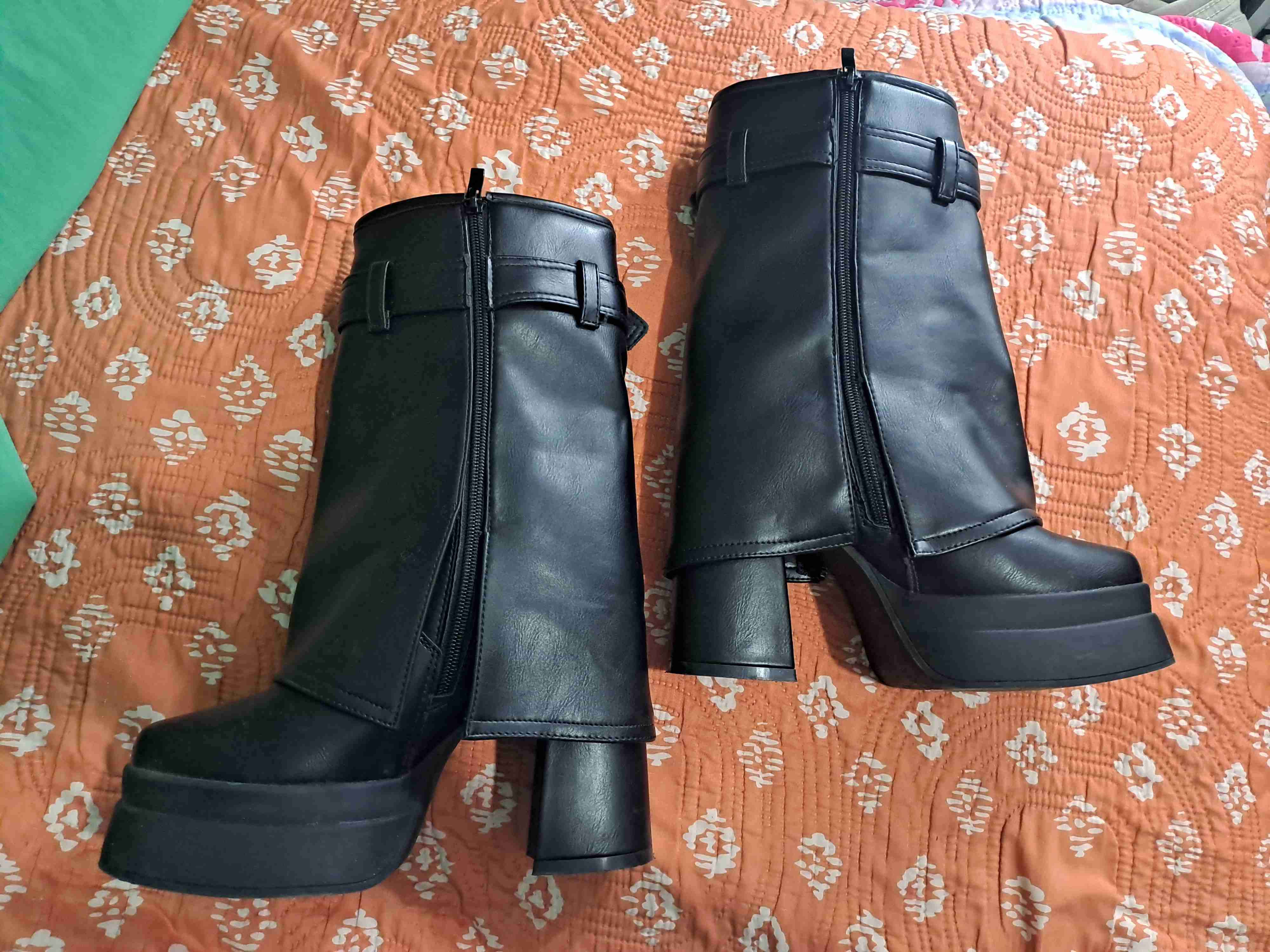 Botas negras de plataforma - 2