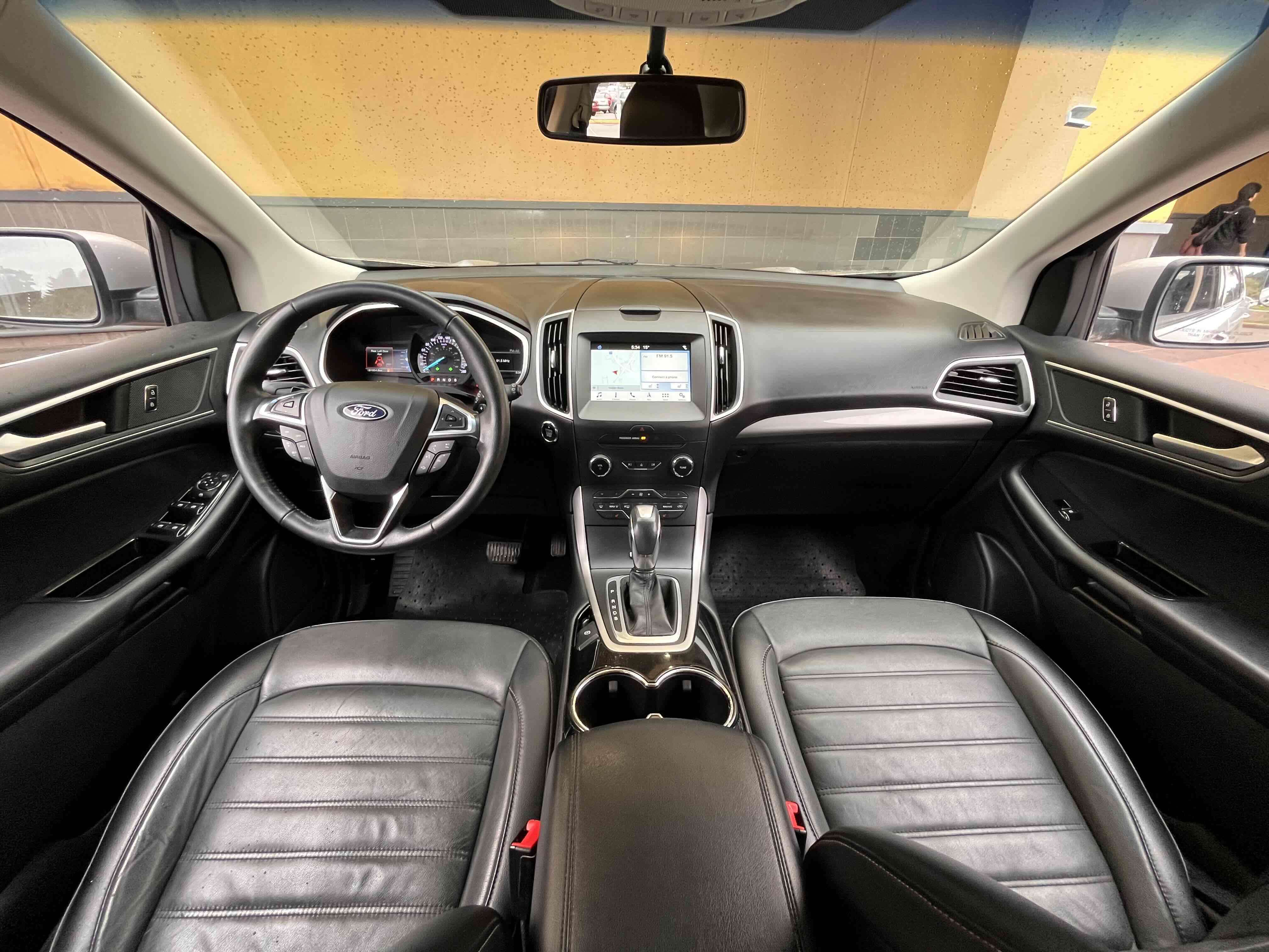 FORD EDGE 2019 AT - miniatura 2