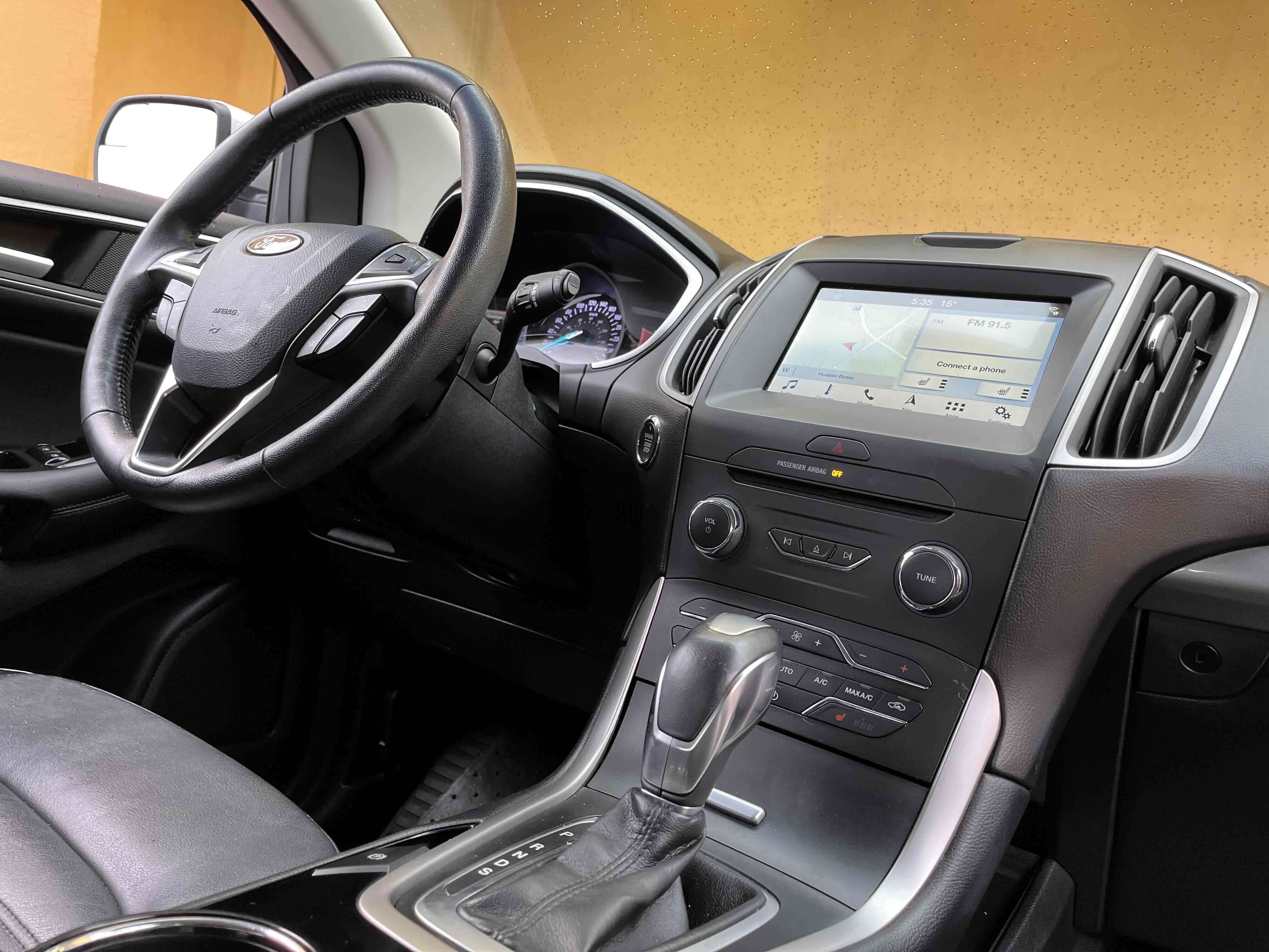 FORD EDGE 2019 AT - miniatura 3