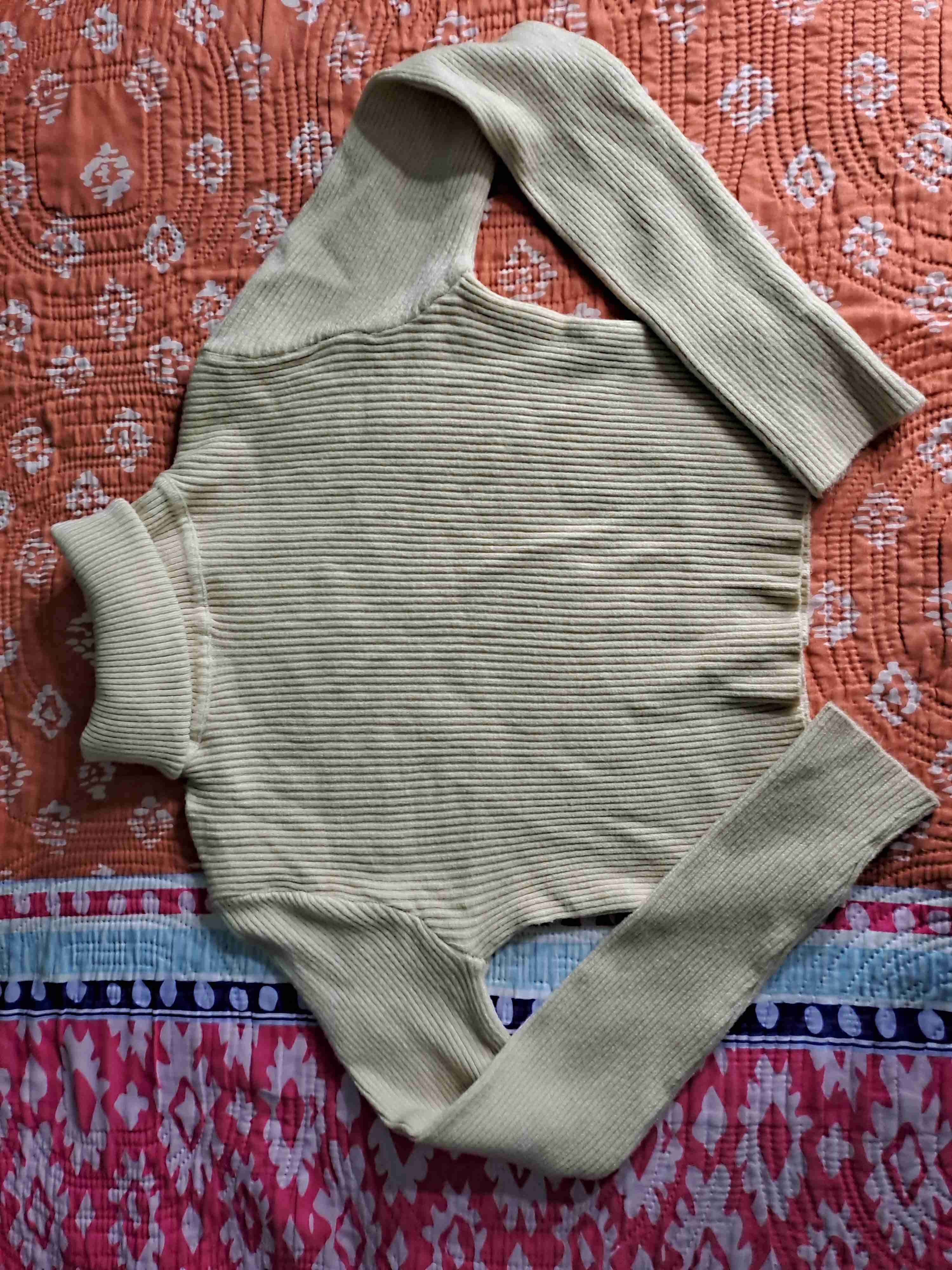 Polera de cuello alto - 2