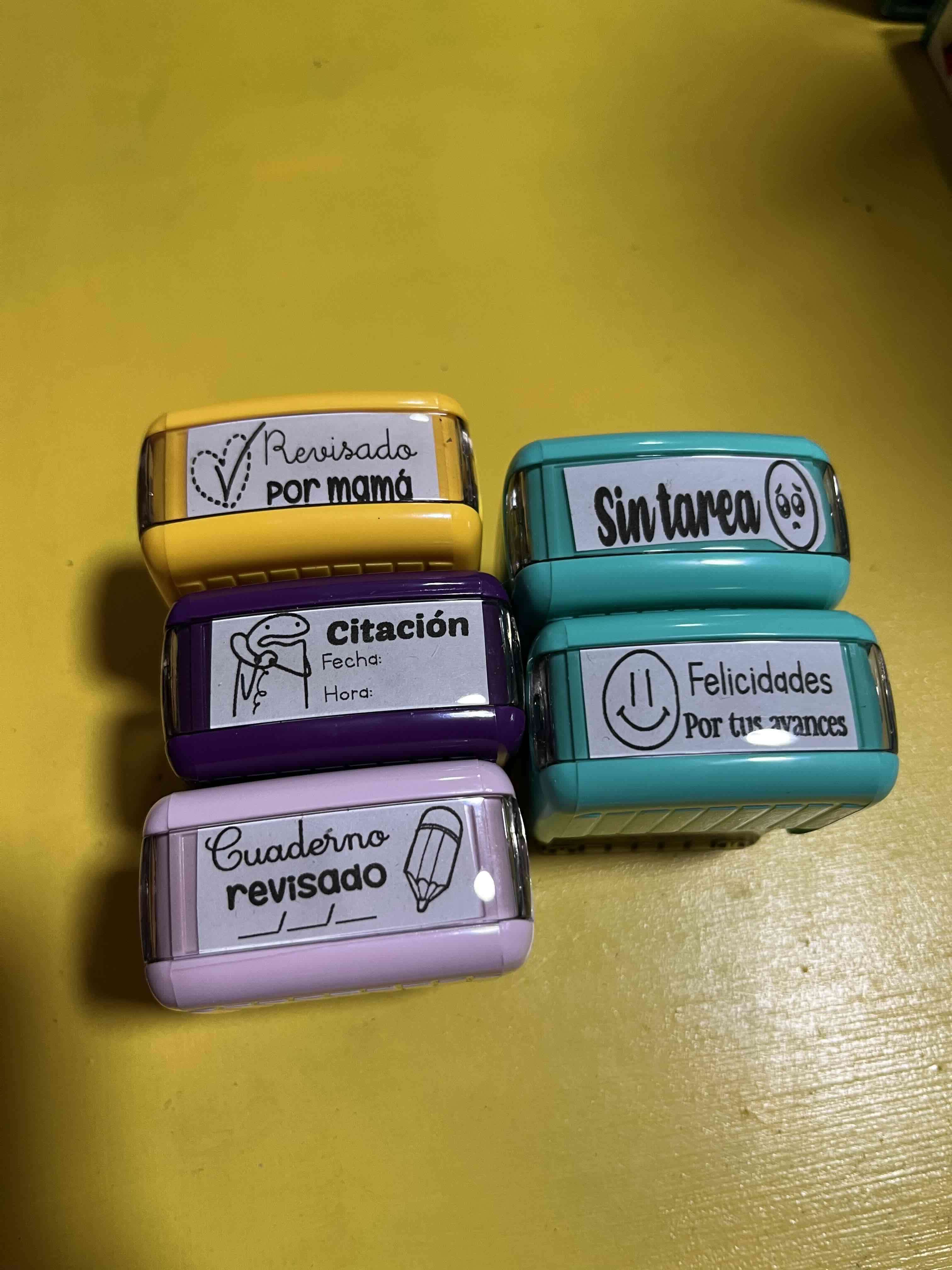 Set de sellos escolares coloridos - miniatura 1