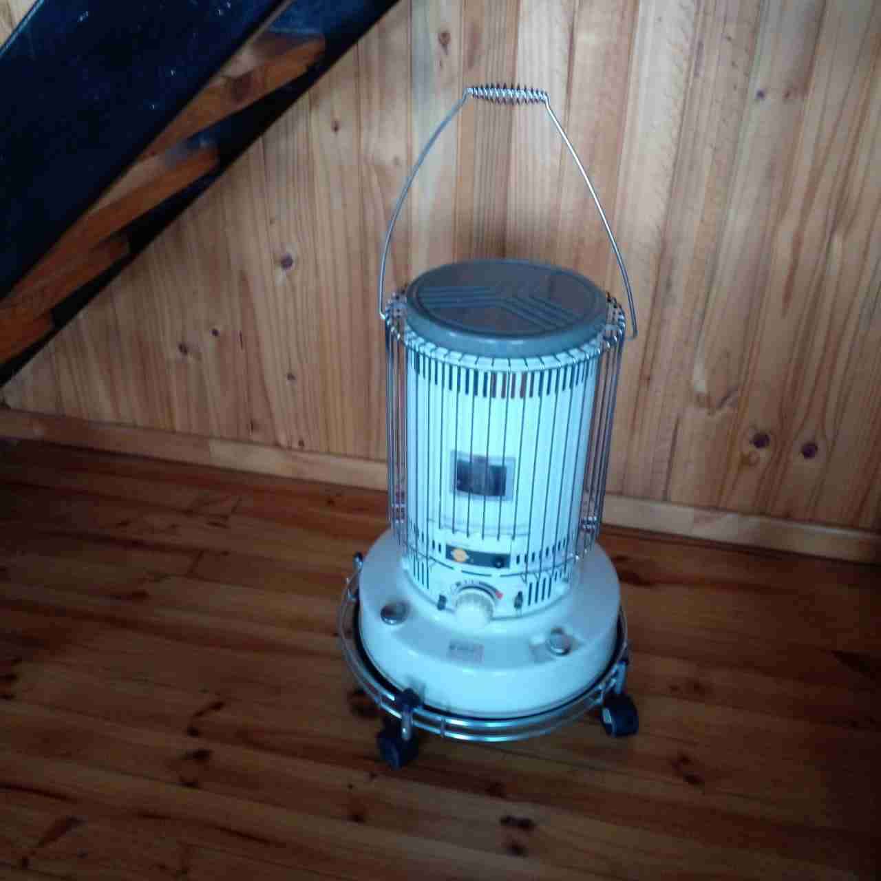 Estufa a parafina portátil