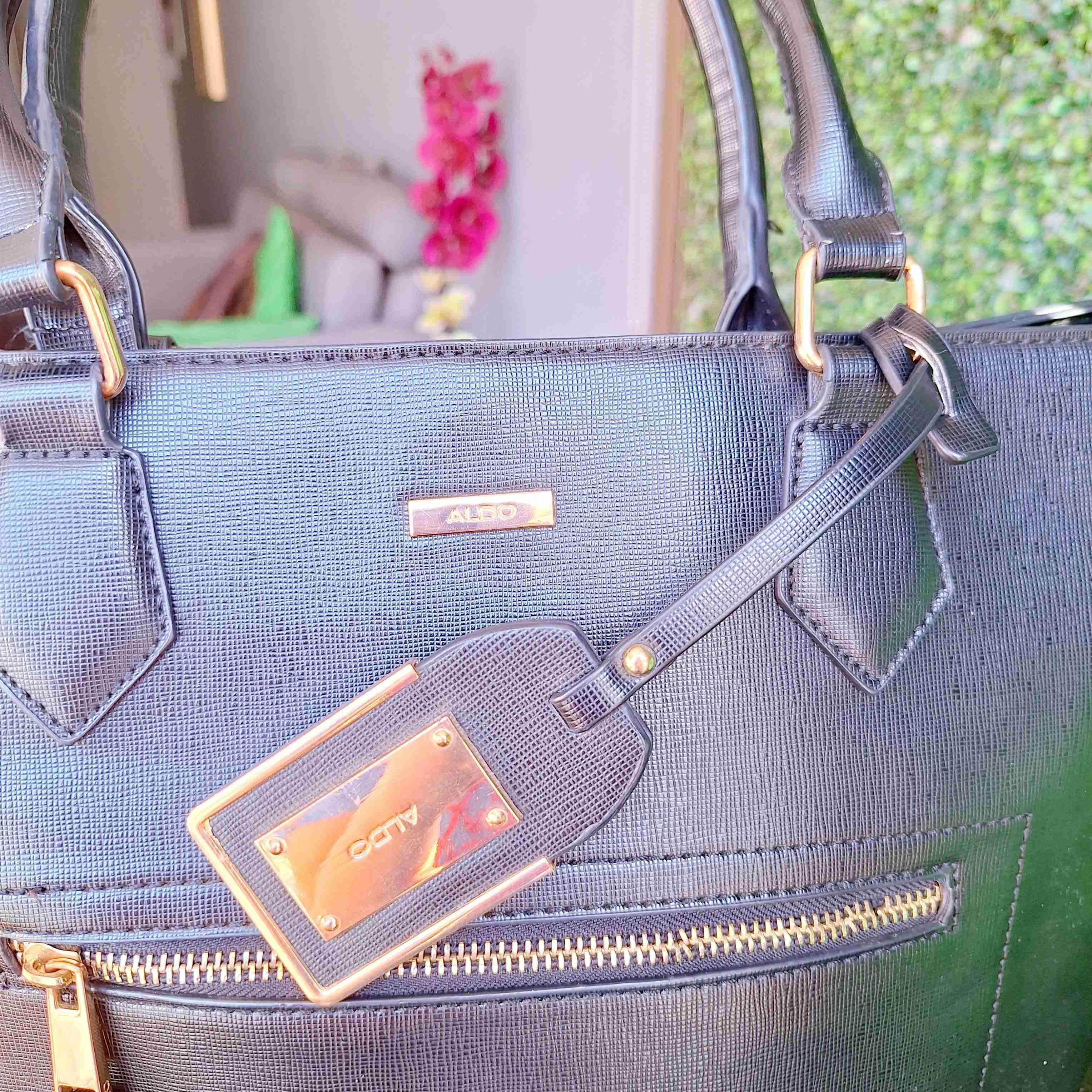 Cartera ALDO negra de cuero con bolsillo frontal - 3